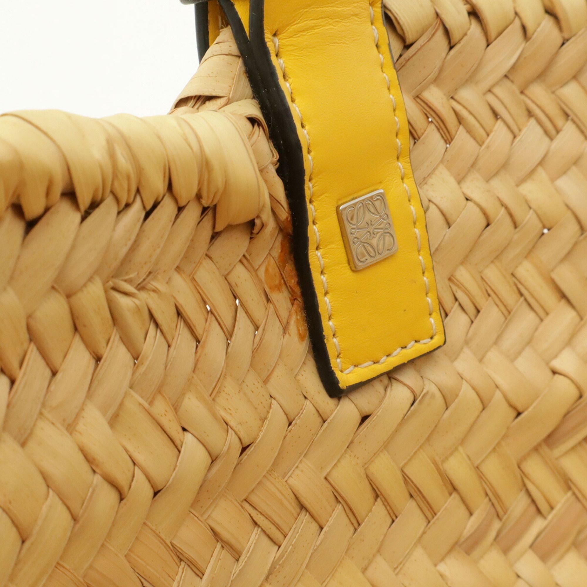 Leather Basket Handbag (Pre-Owned) - Loewe - Modalova