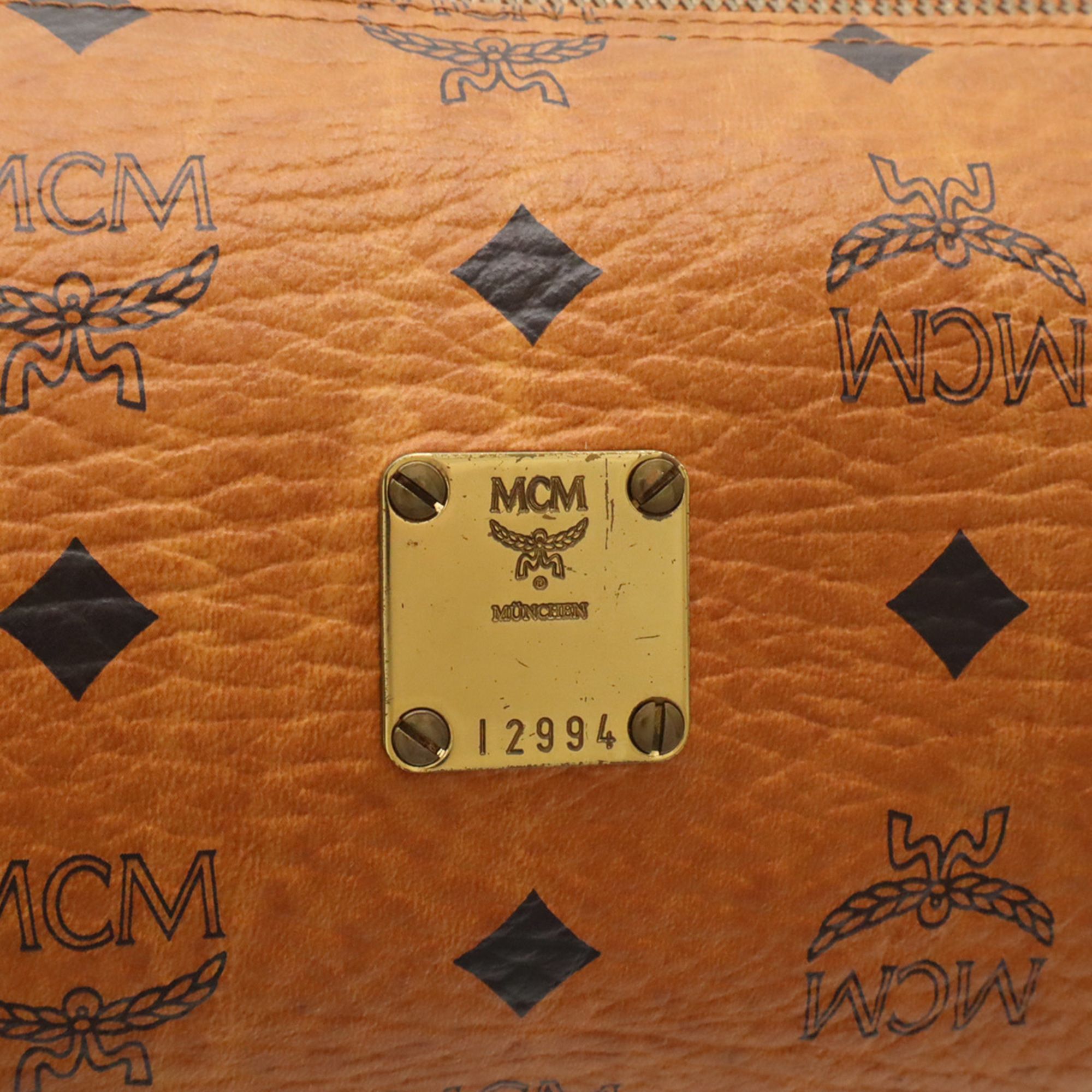 Coated Canvas Pochette Shoulder Bag (Pre-Owned) - MCM - Modalova