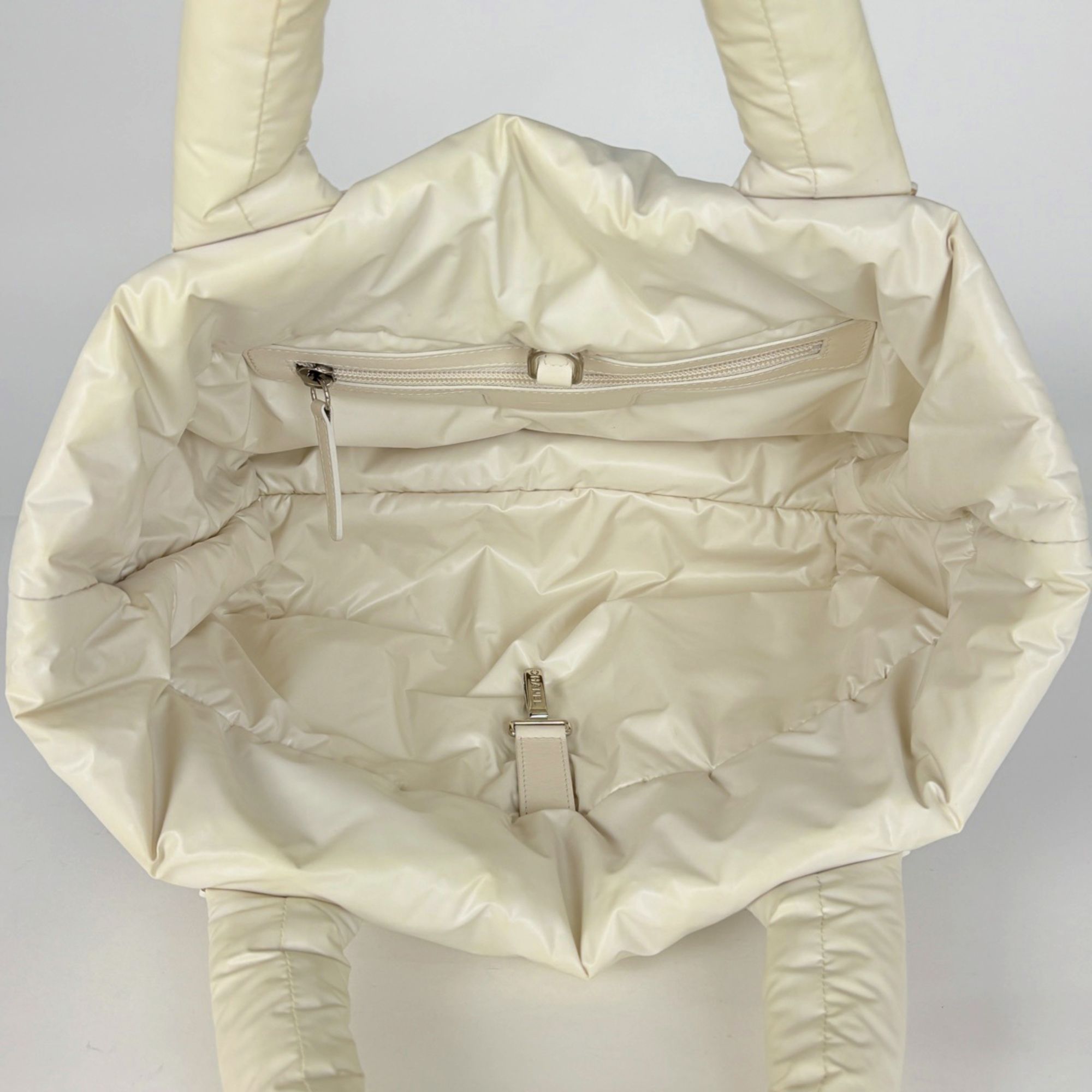 Coco Cocoon - Nylon Leather Tote Bag (Pre-Owned) - Chanel - Modalova