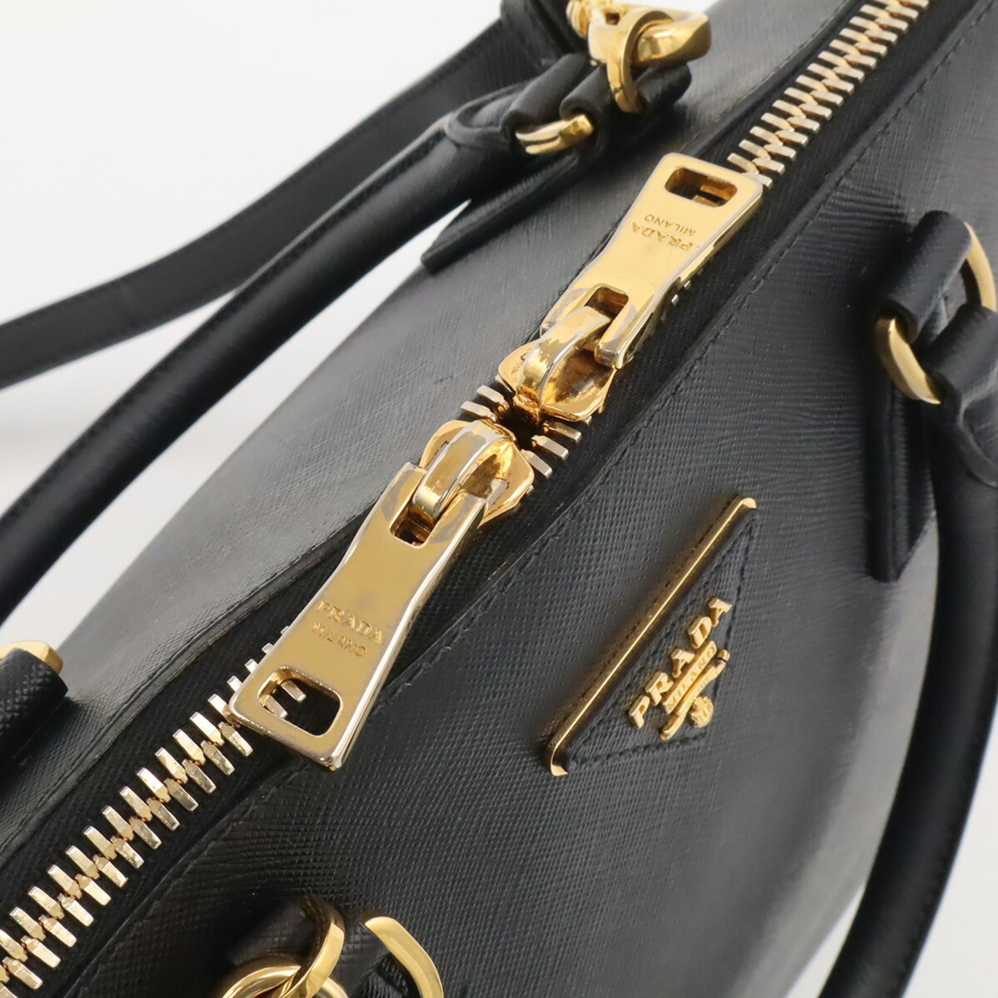 Leather Handbag Shoulder Bag (Pre-Owned) - Prada - Modalova