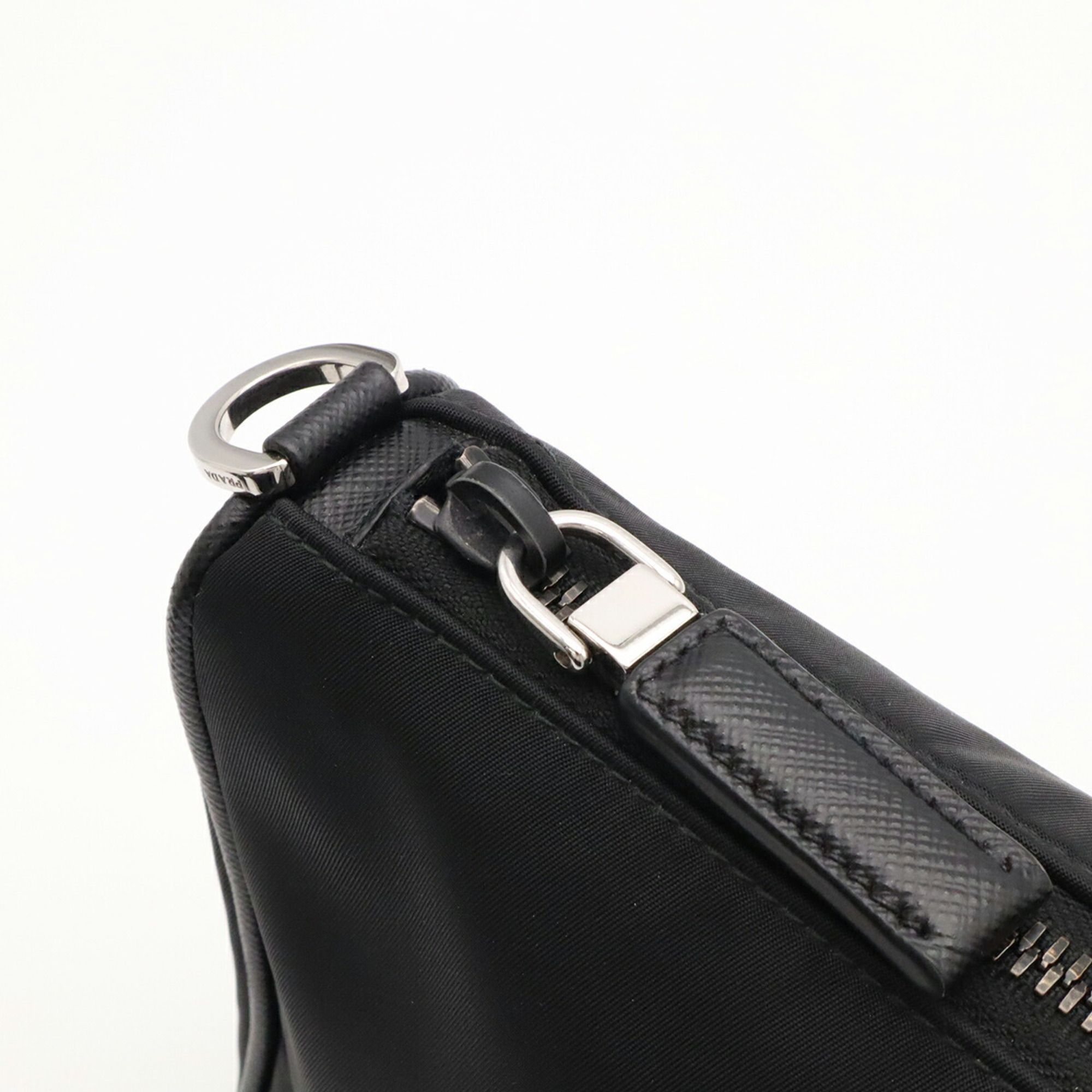 Nylon Pouch Shoulder Bag (Pre-Owned) - Prada - Modalova