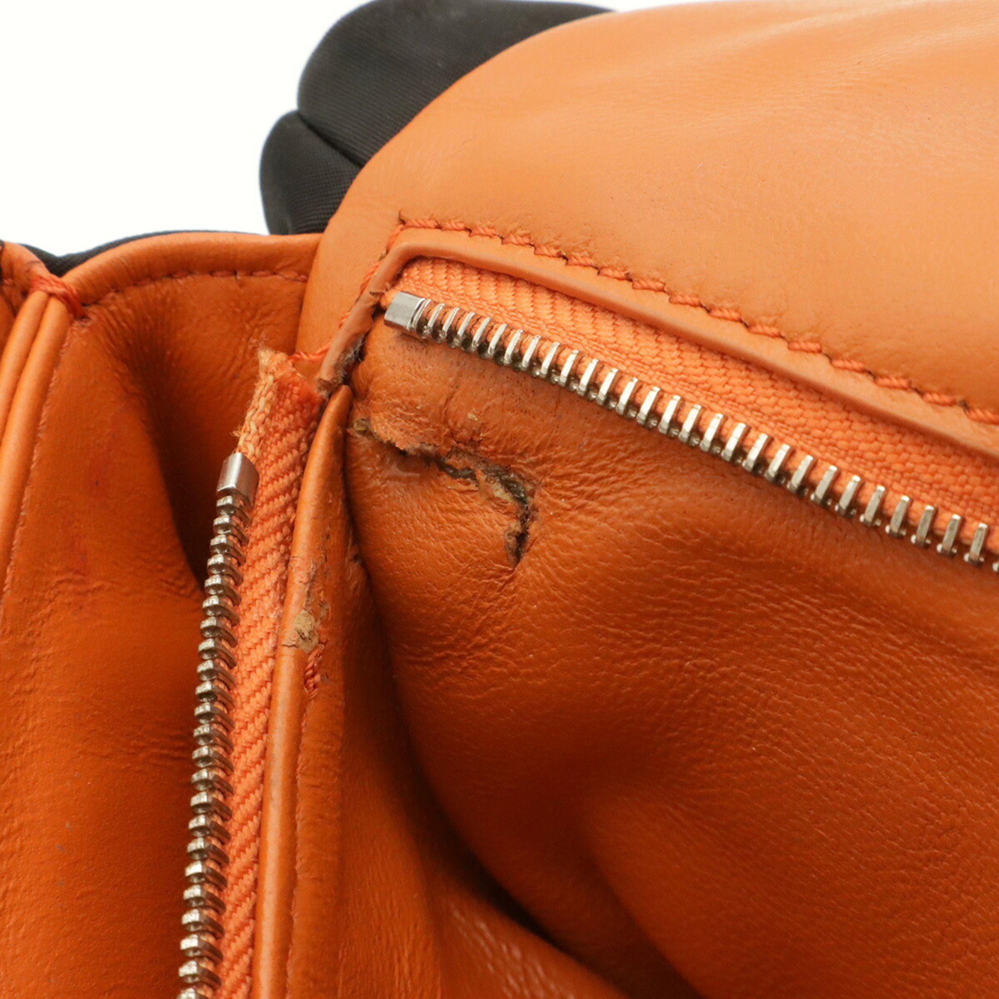 Nylon Handbag Shoulder Bag (Pre-Owned) - Loewe - Modalova