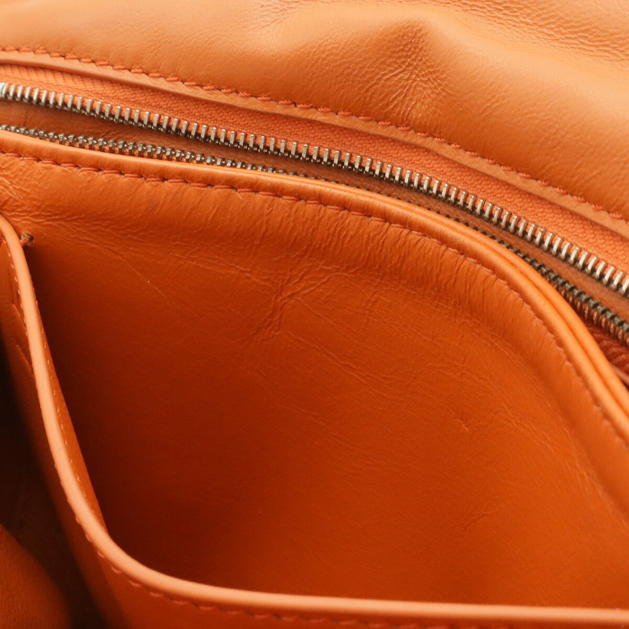 Nylon Handbag Shoulder Bag (Pre-Owned) - Loewe - Modalova