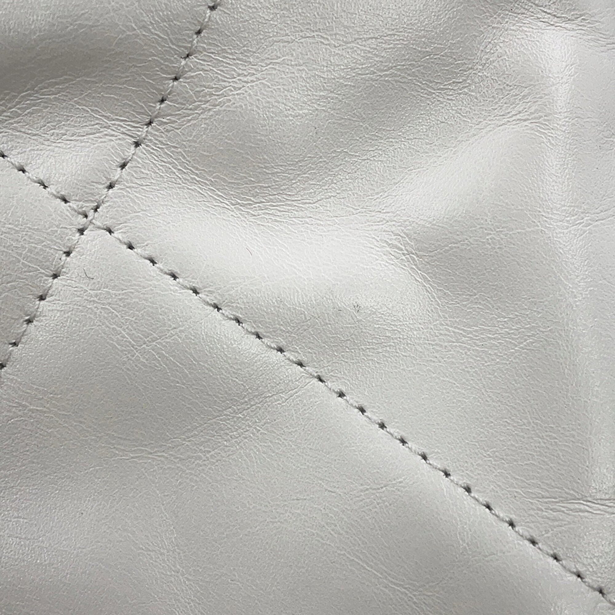 Leather Handbag (Pre-Owned) - Chanel - Modalova