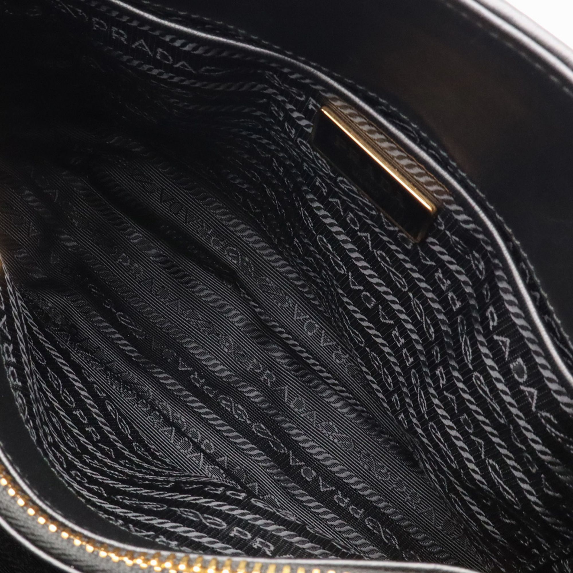 Nylon Leather Handbag Shoulder Bag (Pre-Owned) - Prada - Modalova