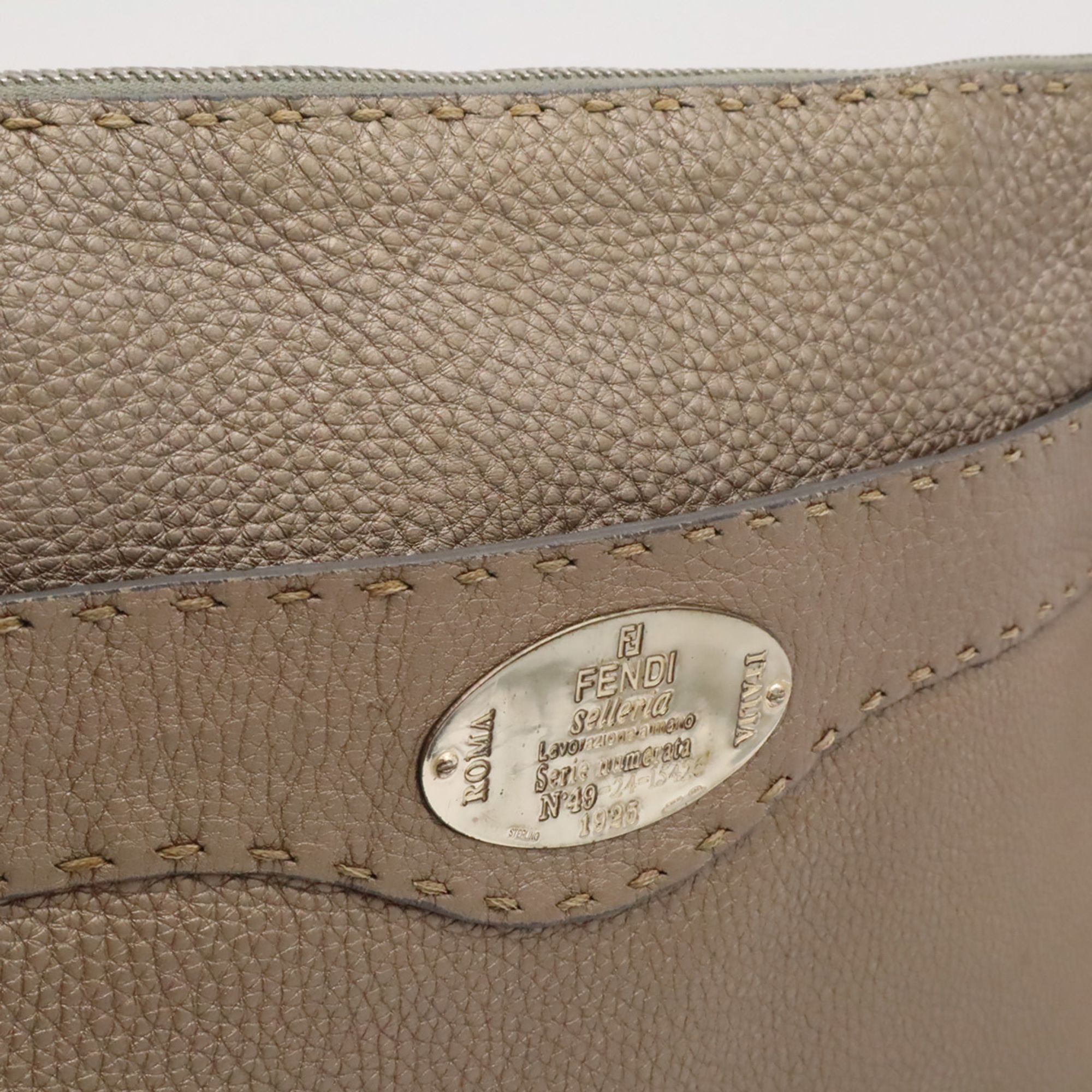 Leather Handbag Shoulder Bag (Pre-Owned) - Fendi - Modalova