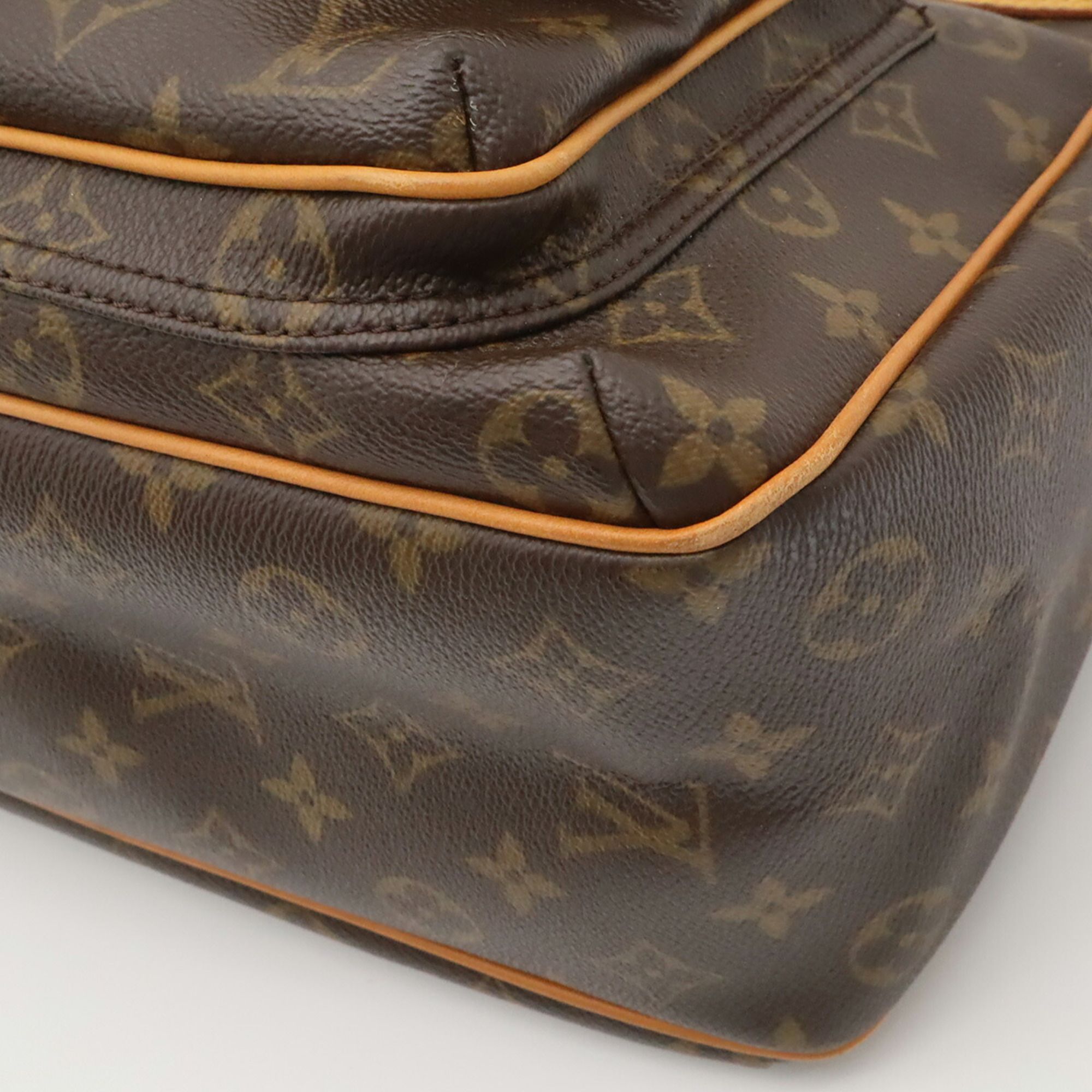 Monogram Shoulder Bag (Pre-Owned) - Louis Vuitton - Modalova