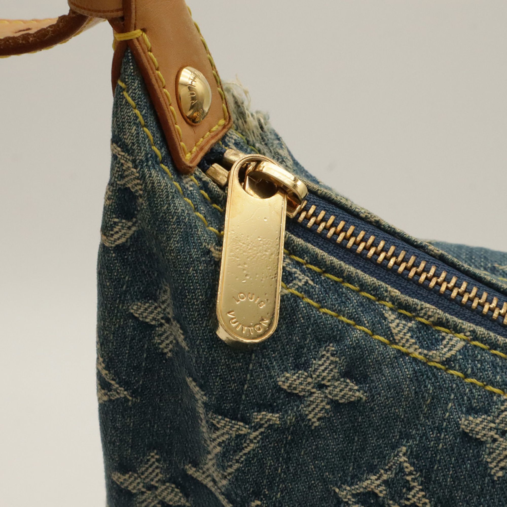 Monogram Denim Shoulder Bag (Pre-Owned) - Louis Vuitton - Modalova