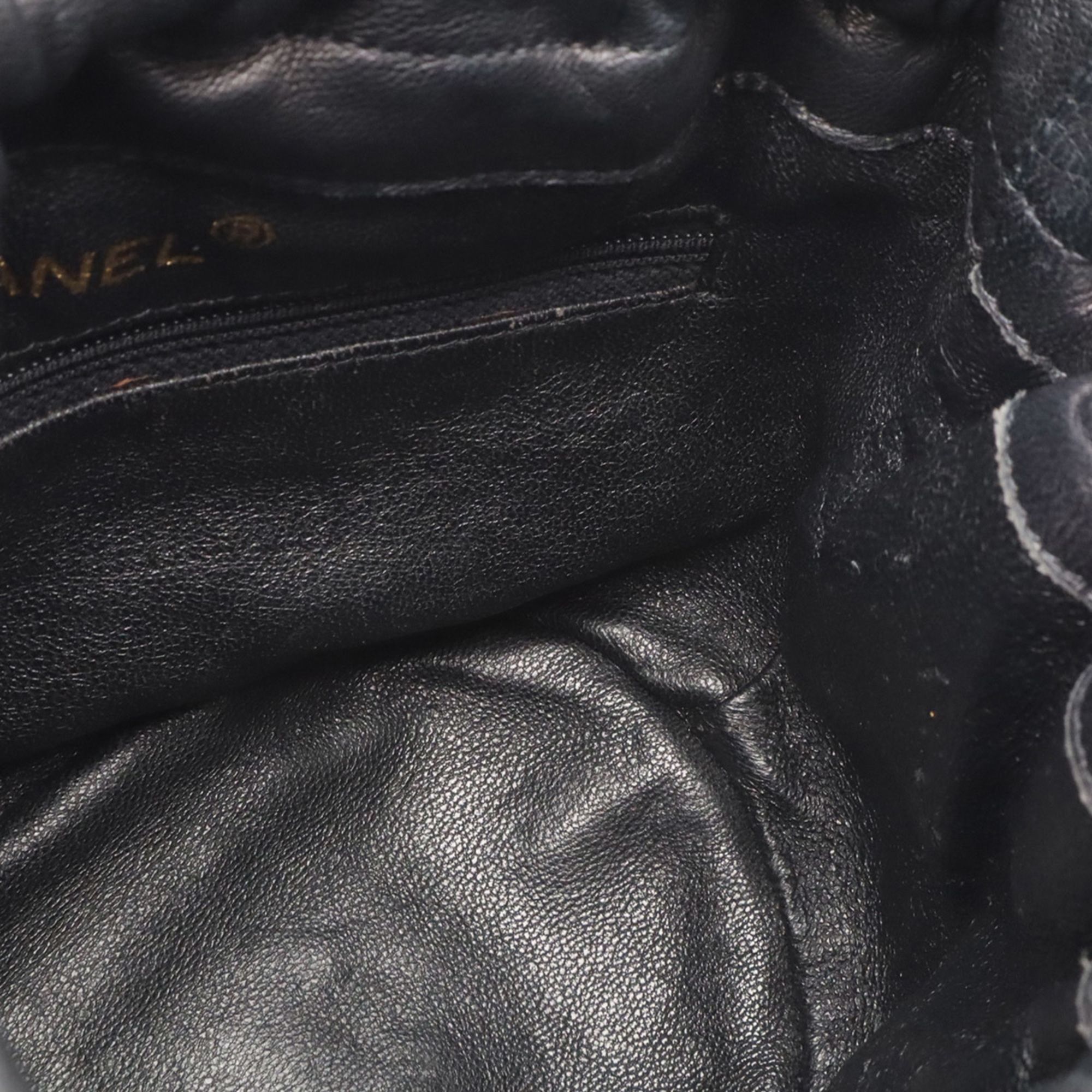 Matelasse Leather Shoulder Bag (Pre-Owned) - Chanel - Modalova