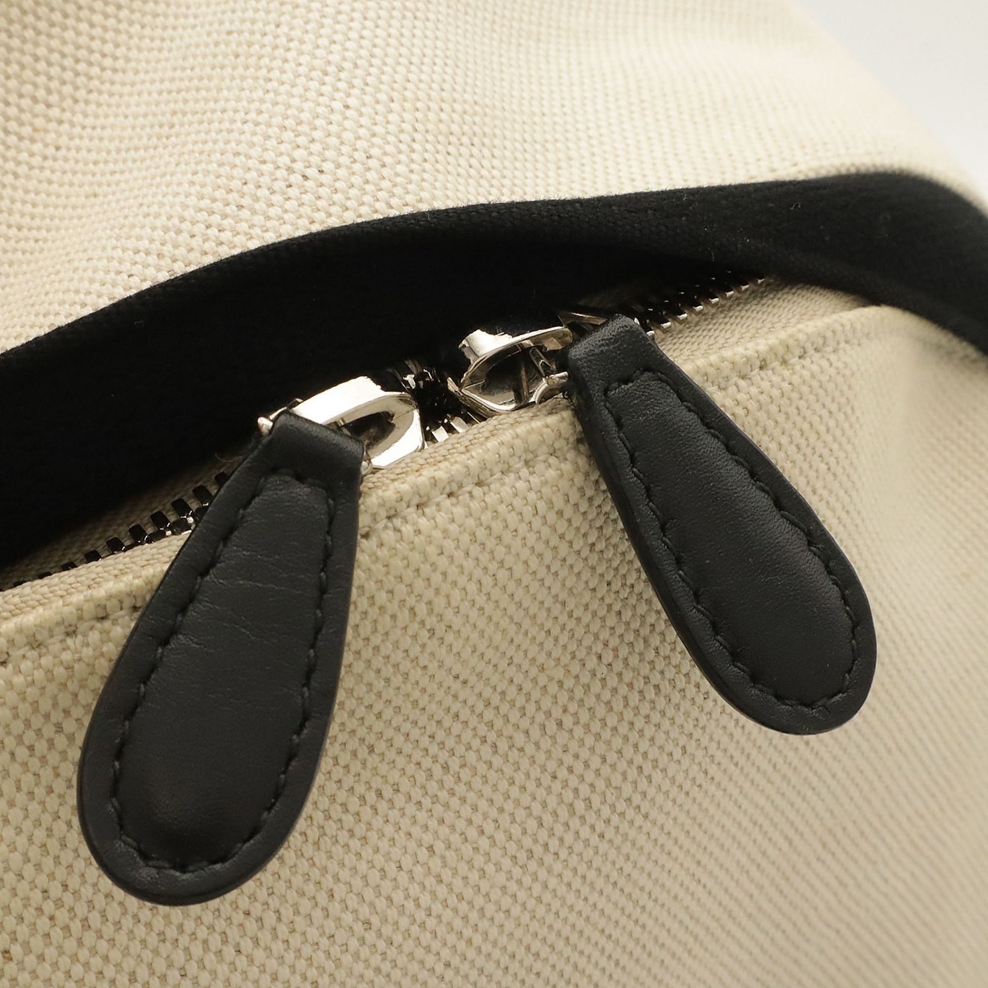 Canvas Leather Backpack (Pre-Owned) - Balenciaga - Modalova