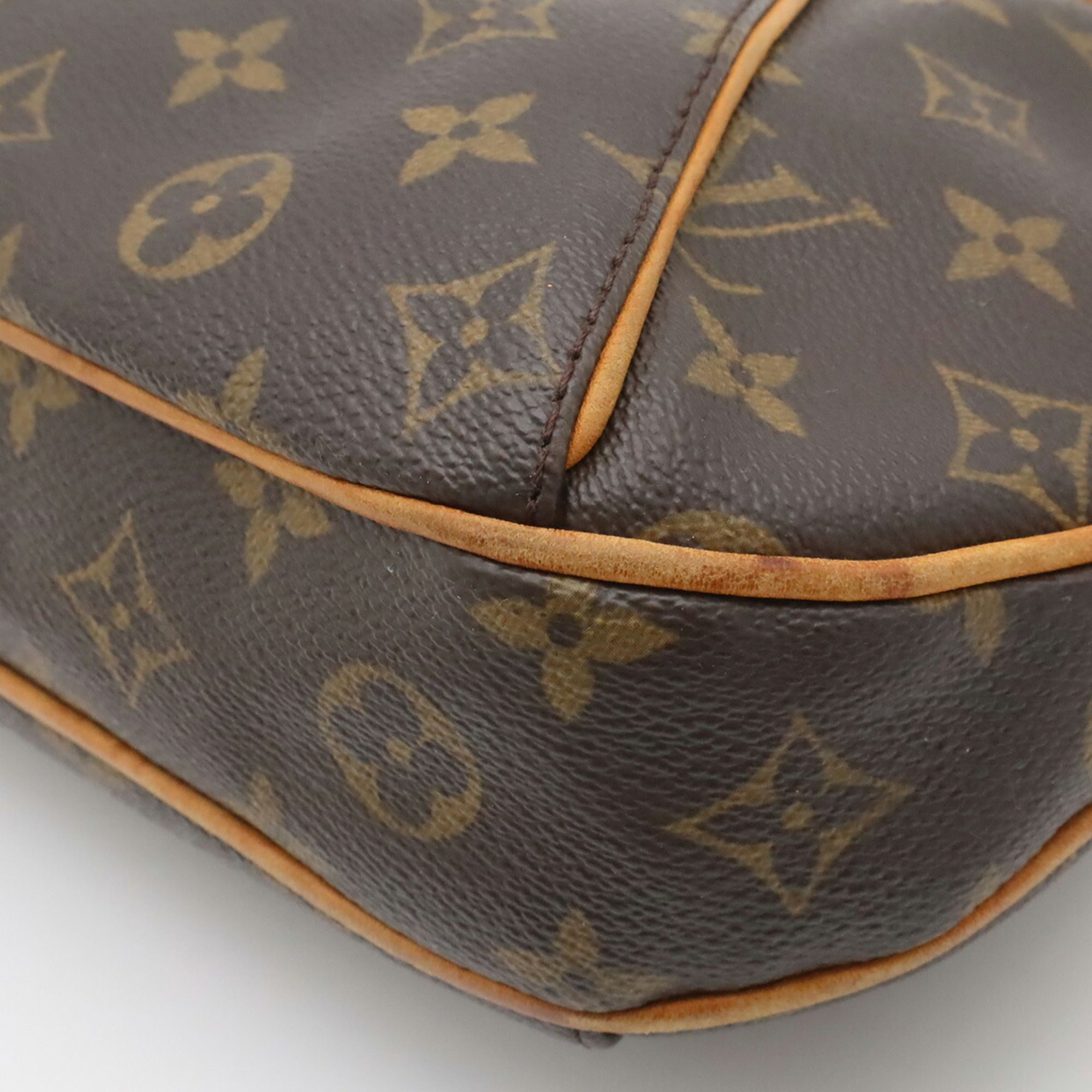 Monogram Canvas Shoulder Bag (Pre-Owned) - Louis Vuitton - Modalova