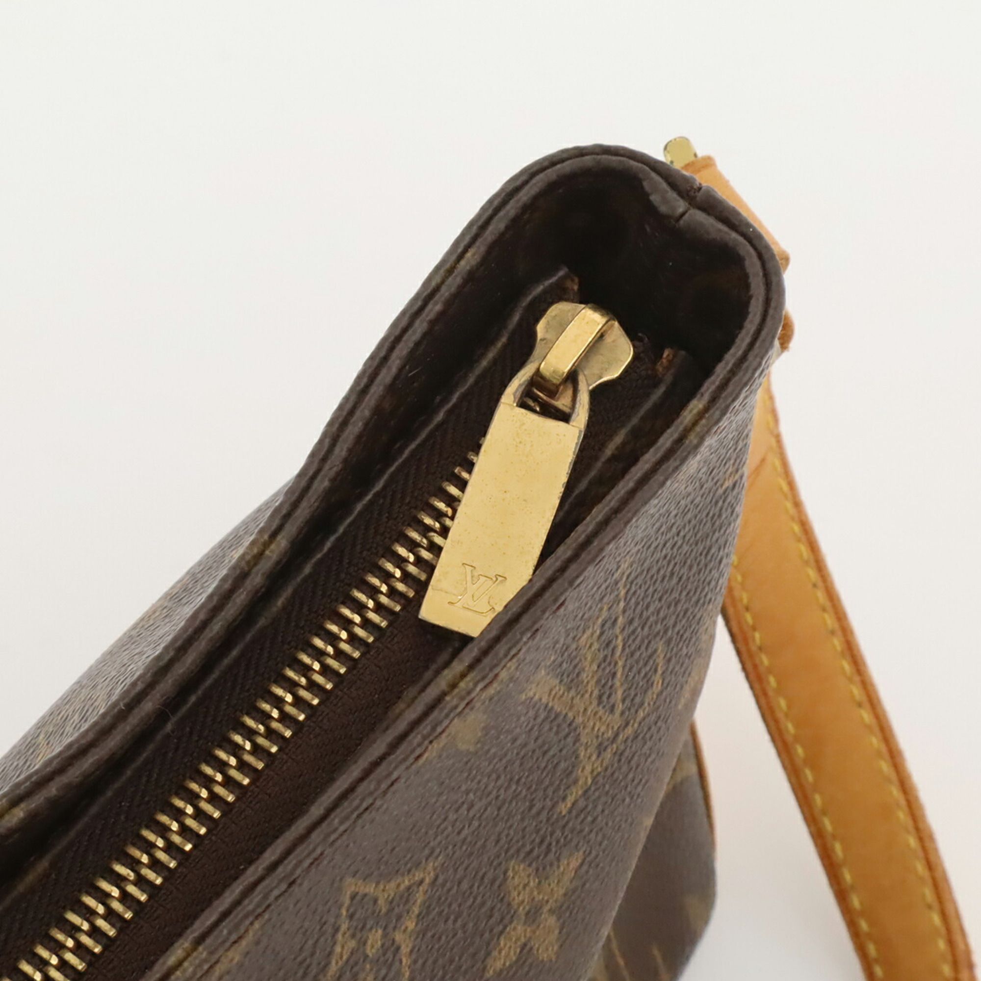 Monogram Canvas Pochette Shoulder Bag (Pre-Owned) - Louis Vuitton - Modalova