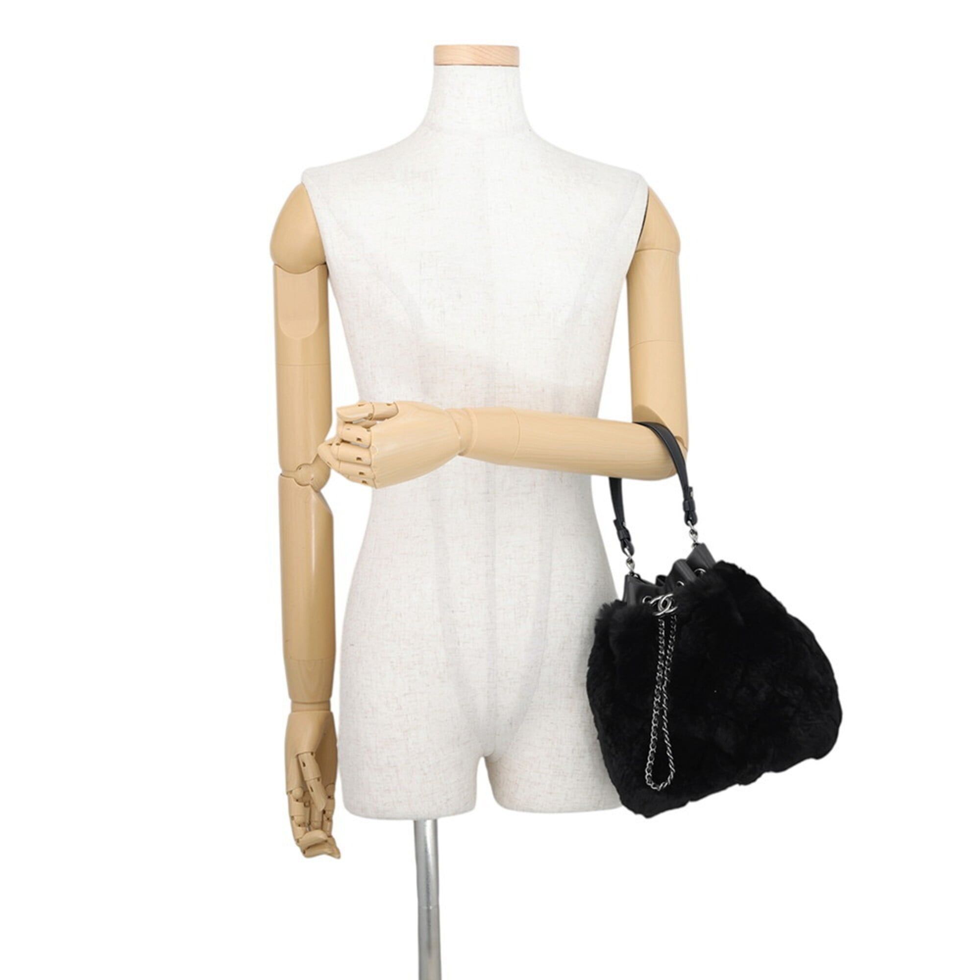 Fur Handbag (Pre-Owned) - Chanel - Modalova