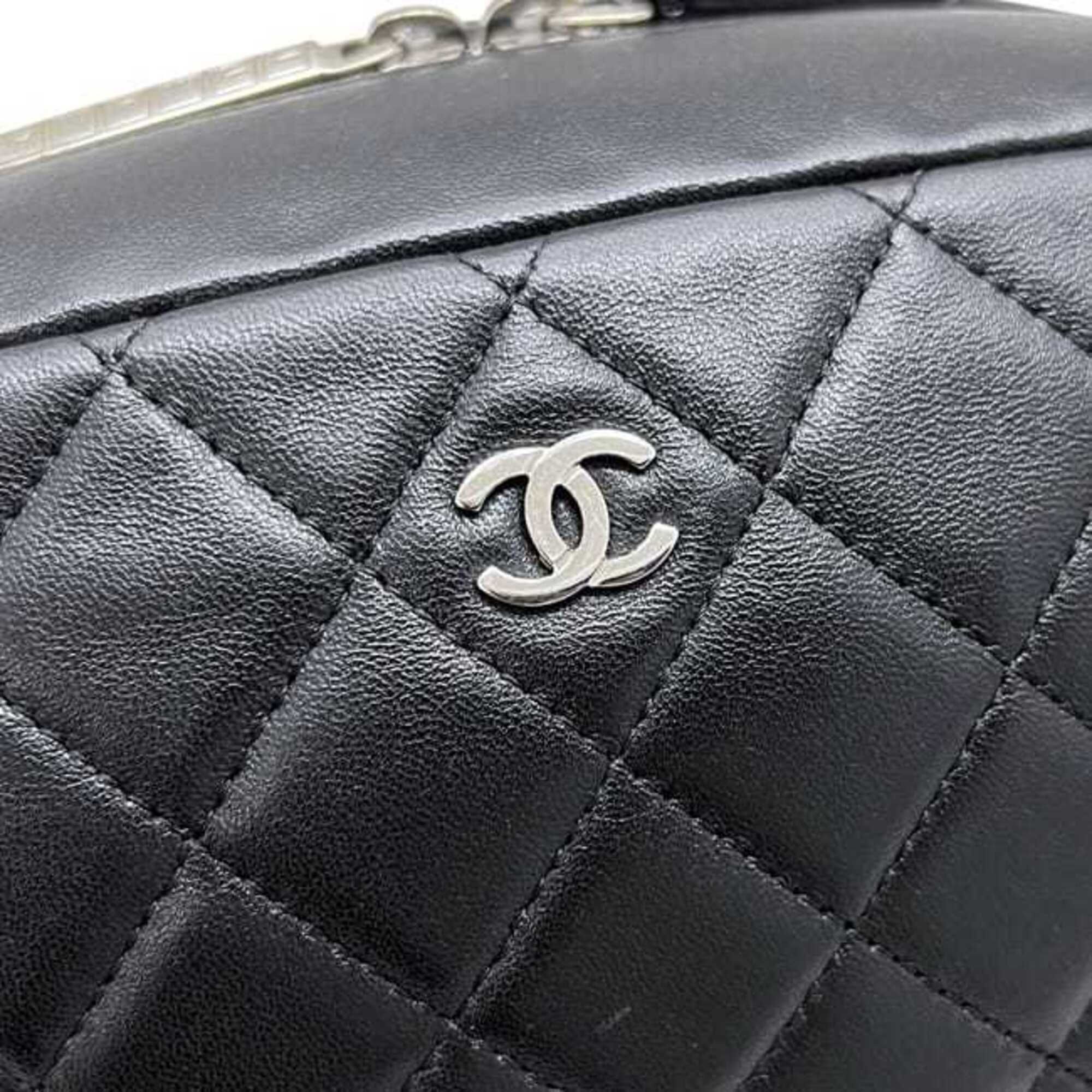 Leather Pouch (Pre-Owned) - Chanel - Modalova