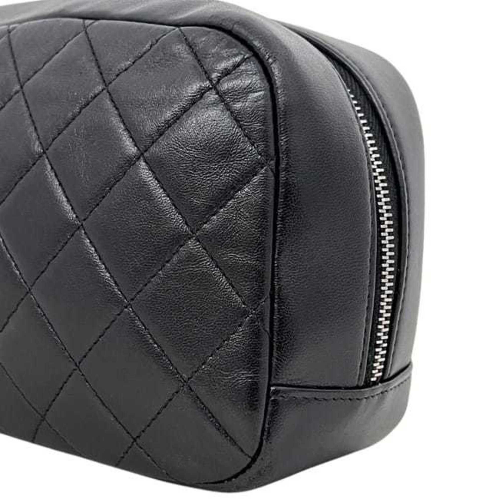 Leather Pouch (Pre-Owned) - Chanel - Modalova