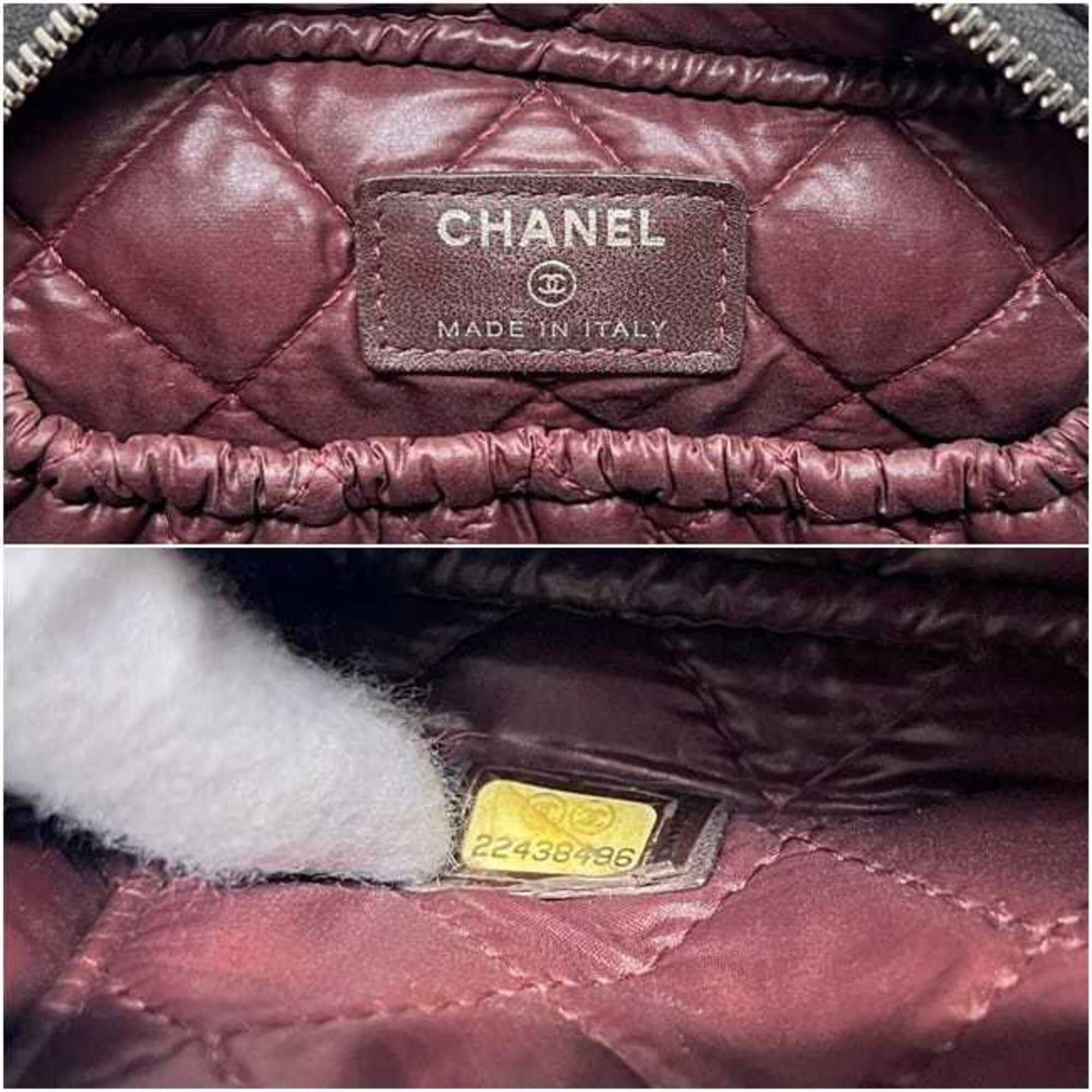 Leather Pouch (Pre-Owned) - Chanel - Modalova