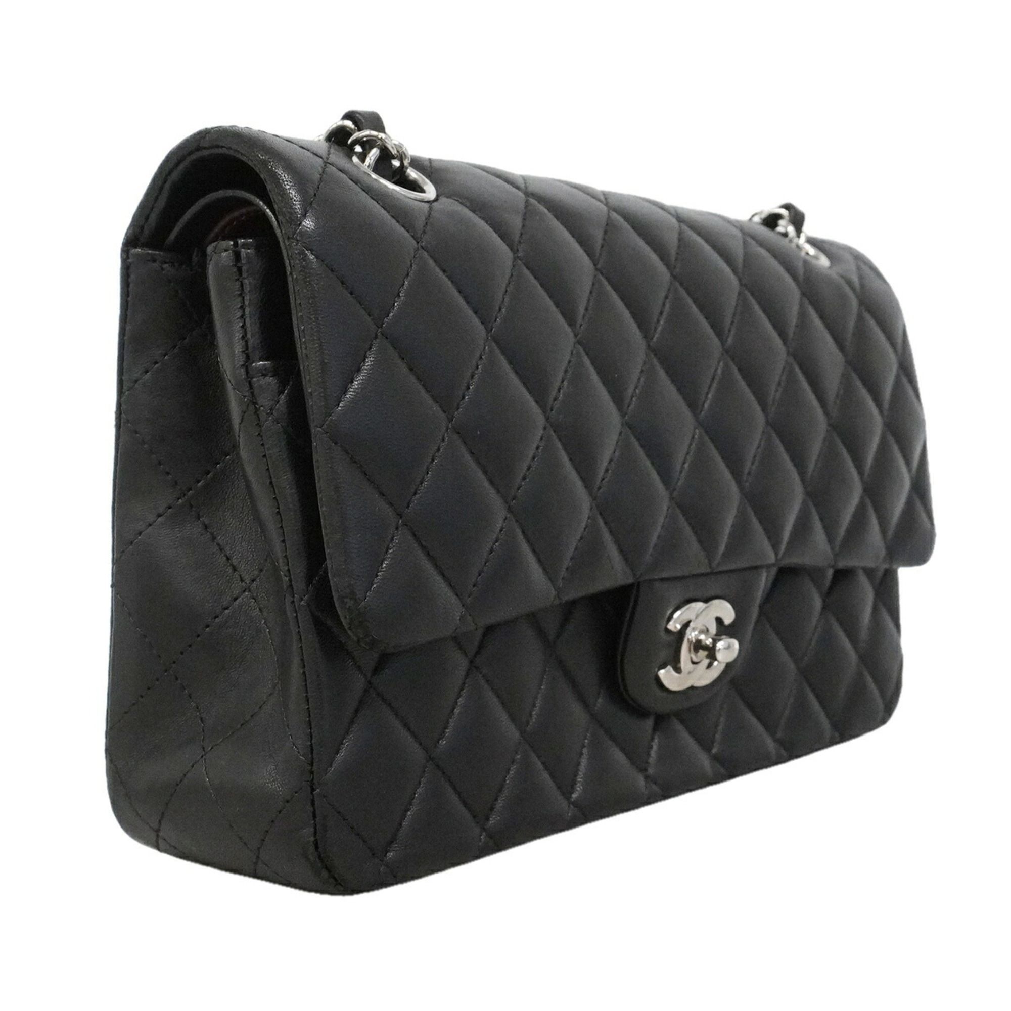 Leather Shoulder Bag (Pre-Owned) - Chanel - Modalova
