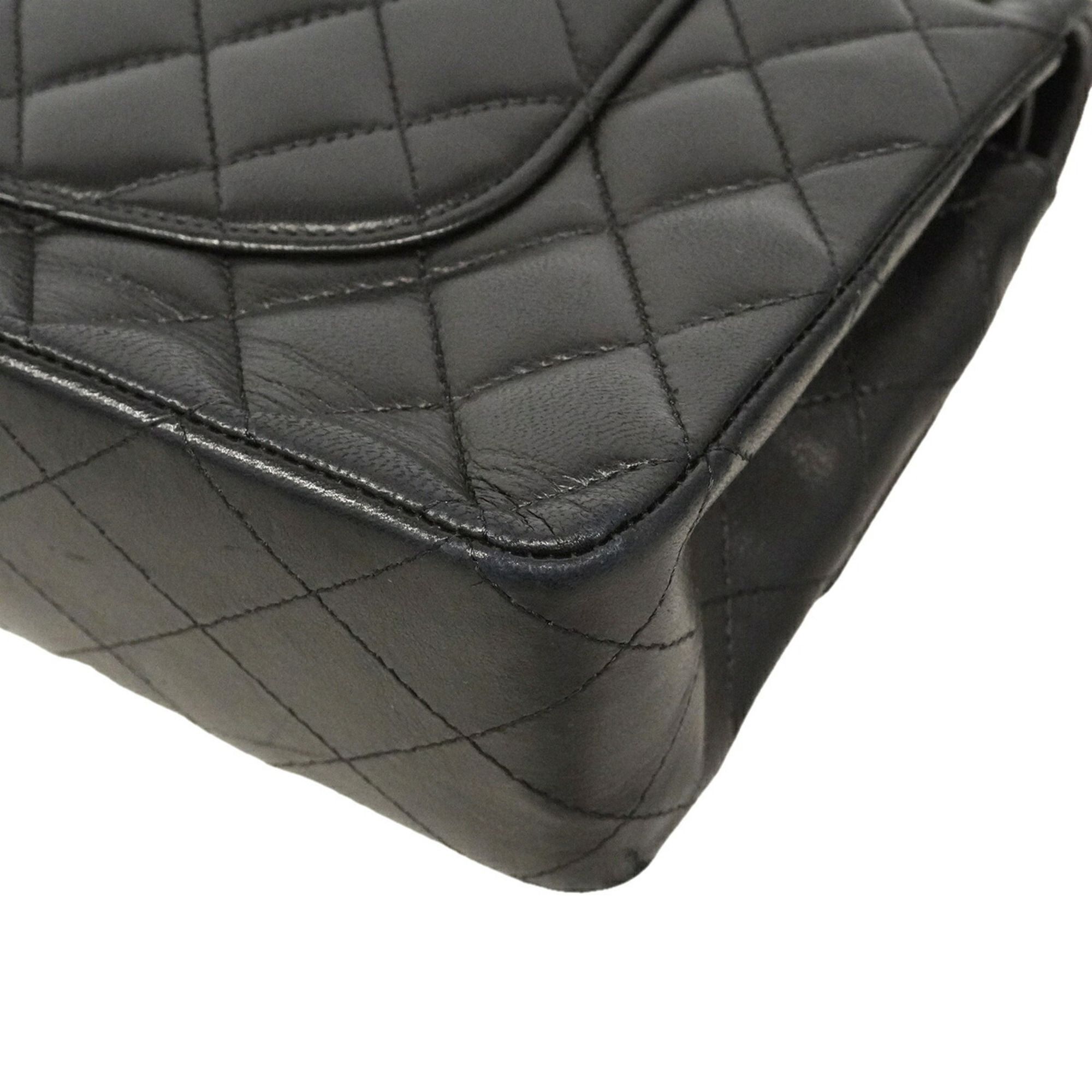 Leather Shoulder Bag (Pre-Owned) - Chanel - Modalova