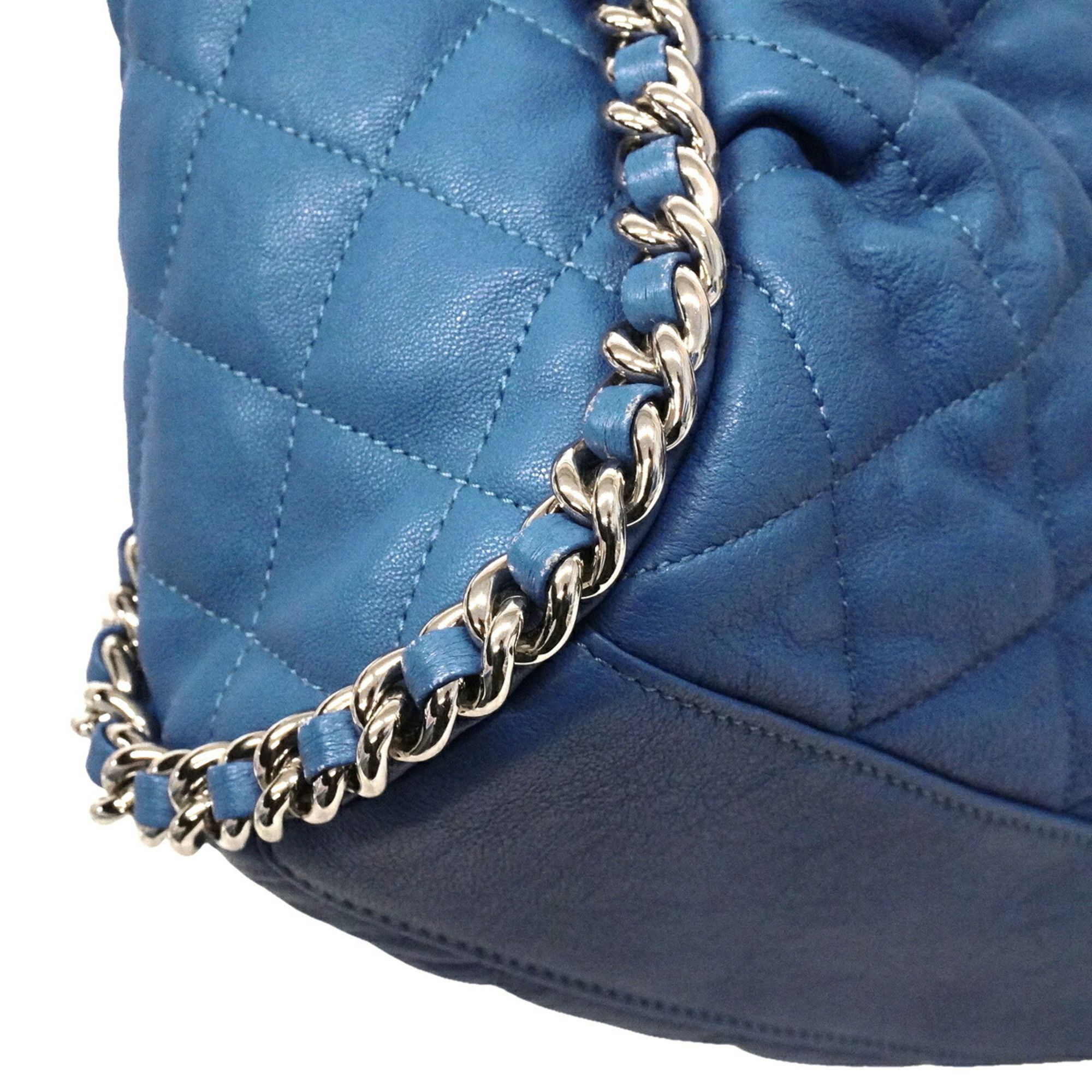 Leather Shoulder Bag (Pre-Owned) - Chanel - Modalova