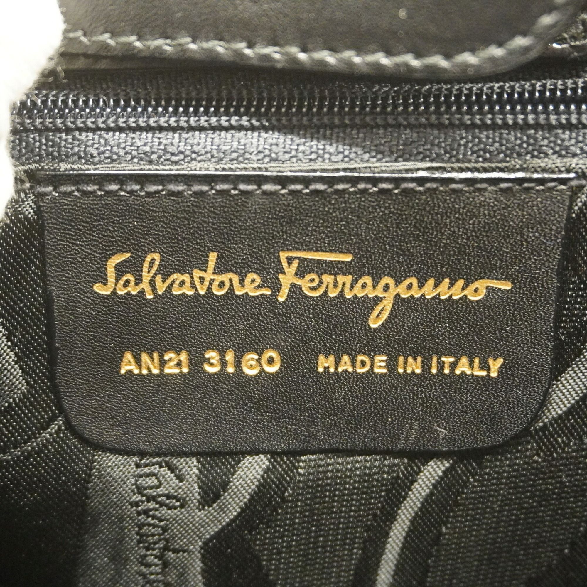 Leather Shoulder Bag (Pre-Owned) - Salvatore Ferragamo - Modalova