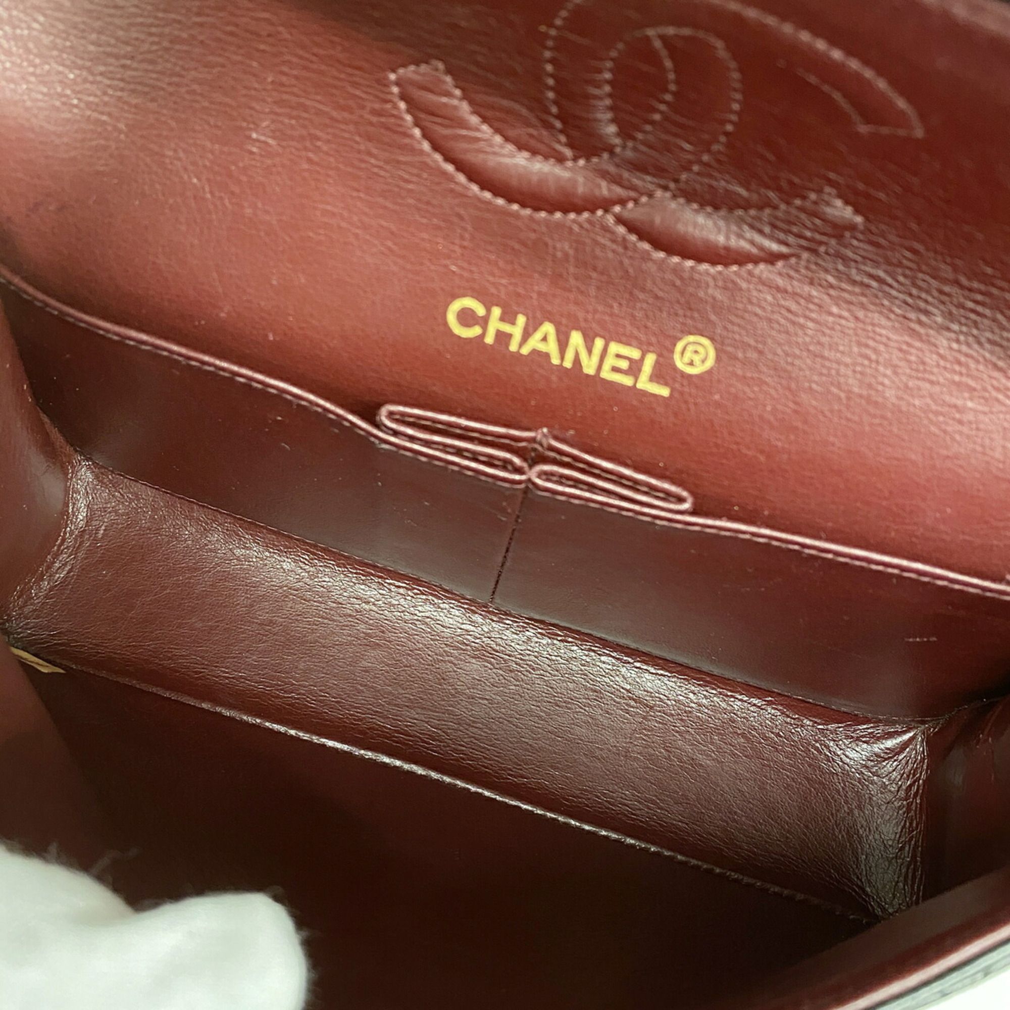Leather Shoulder Bag (Pre-Owned) - Chanel - Modalova