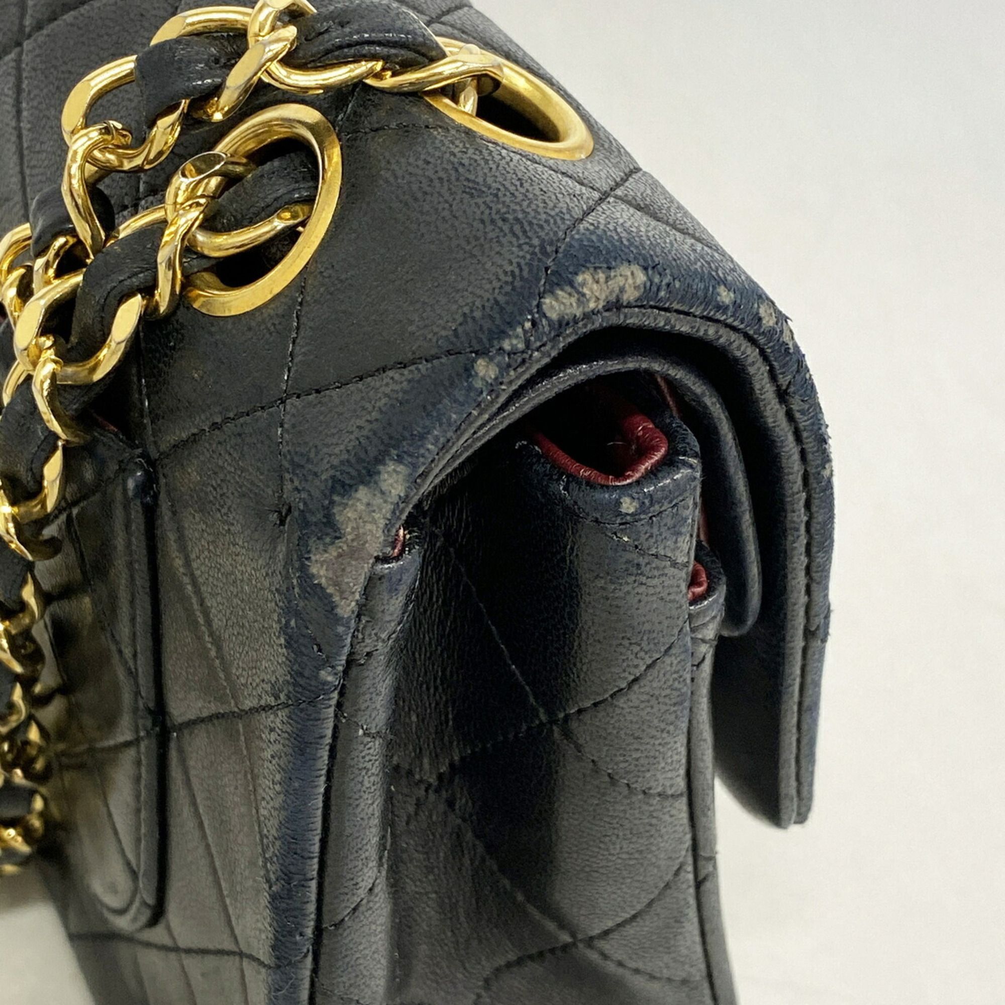 Leather Shoulder Bag (Pre-Owned) - Chanel - Modalova