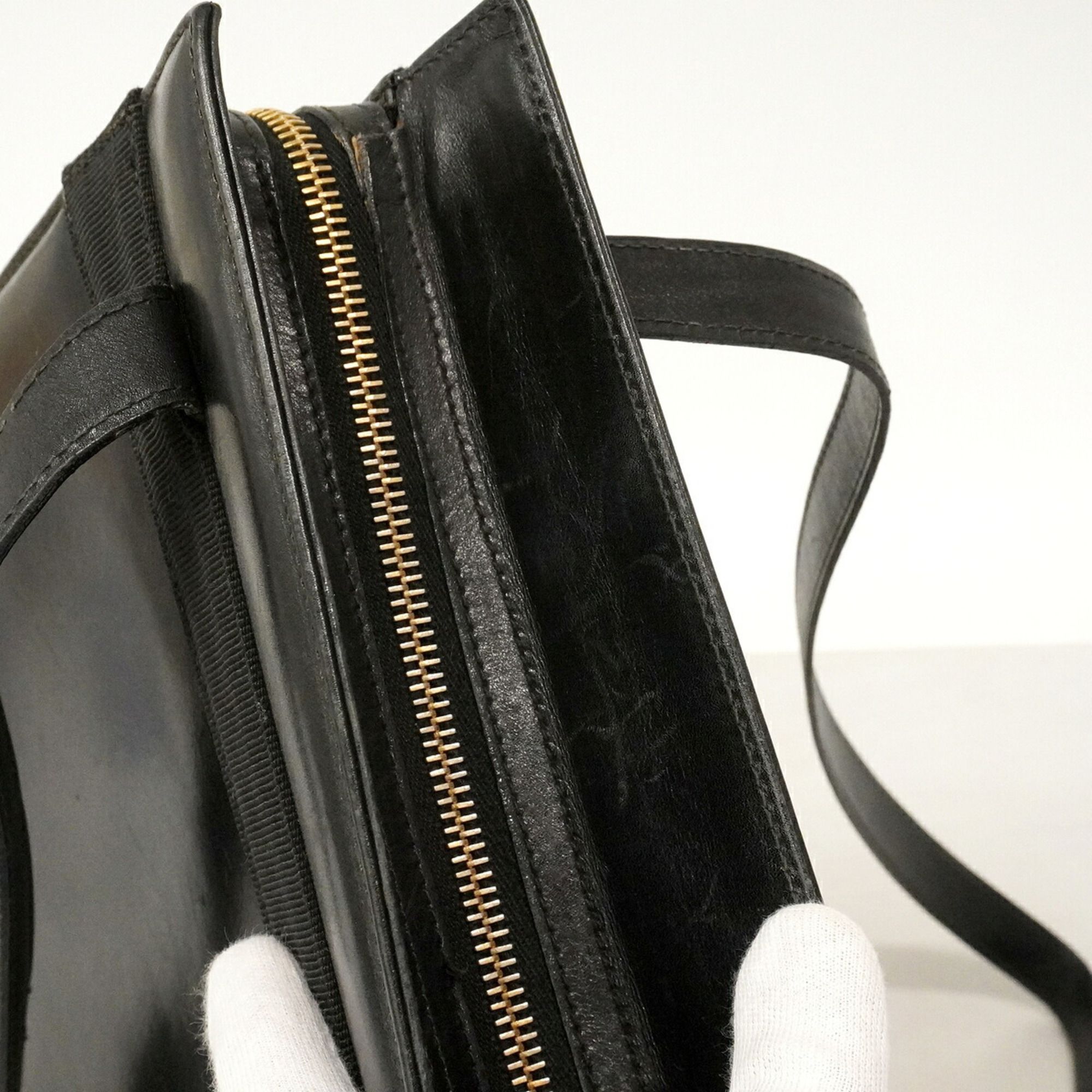 Leather Shoulder Bag (Pre-Owned) - Salvatore Ferragamo - Modalova