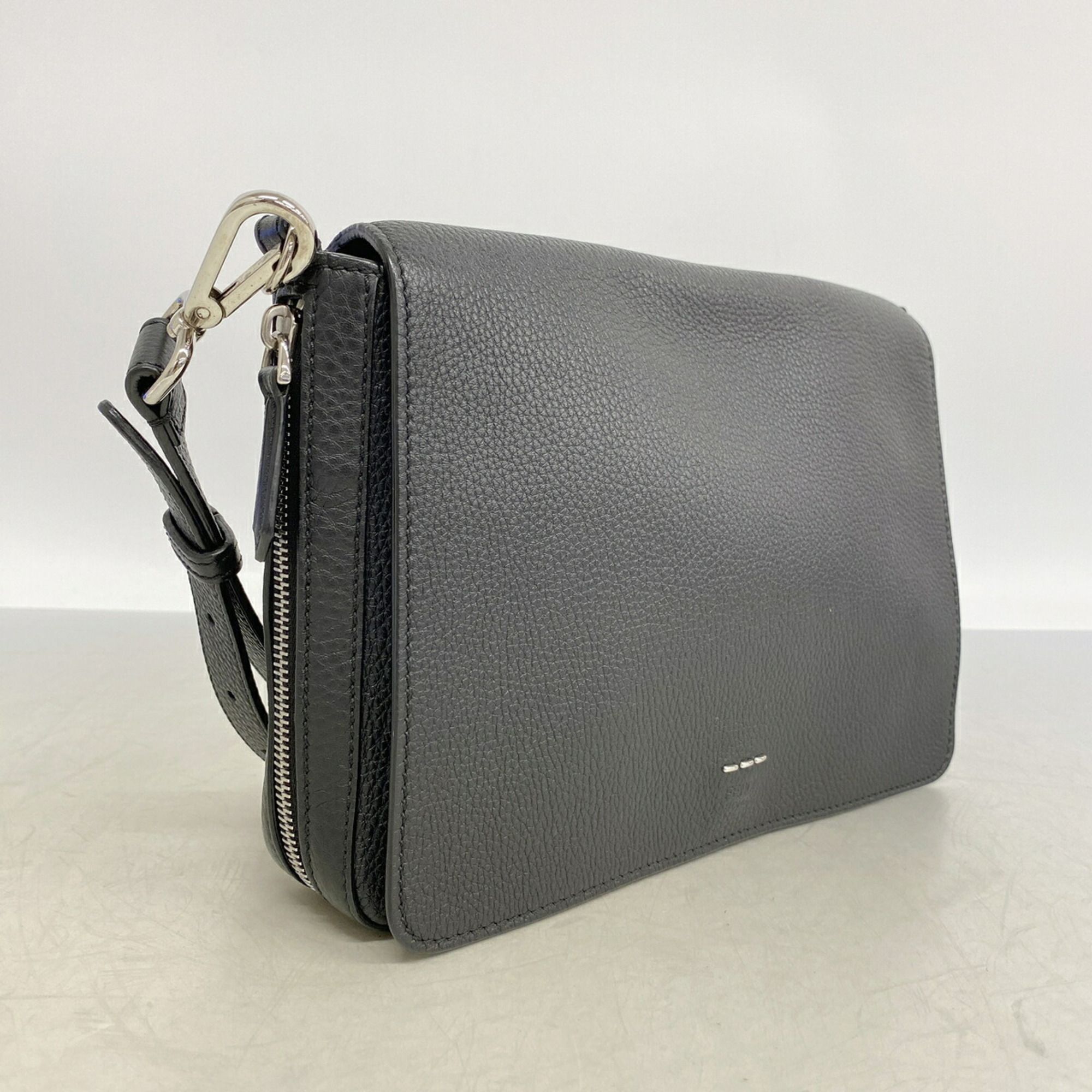 Leather Shoulder Bag (Pre-Owned) - Fendi - Modalova