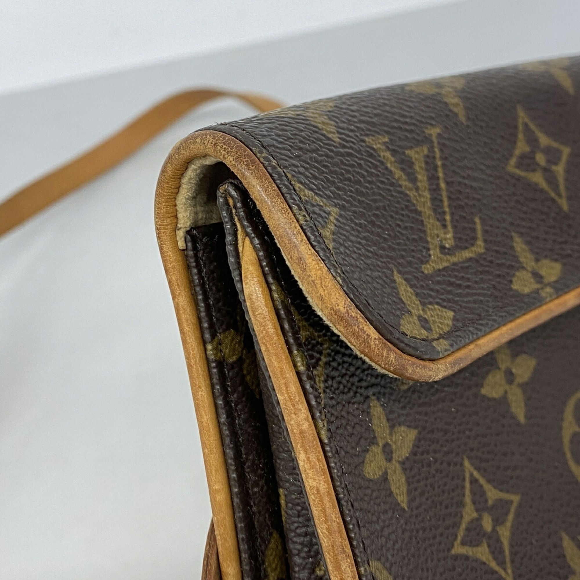 Fanny Pack (Pre-Owned) - Louis Vuitton - Modalova