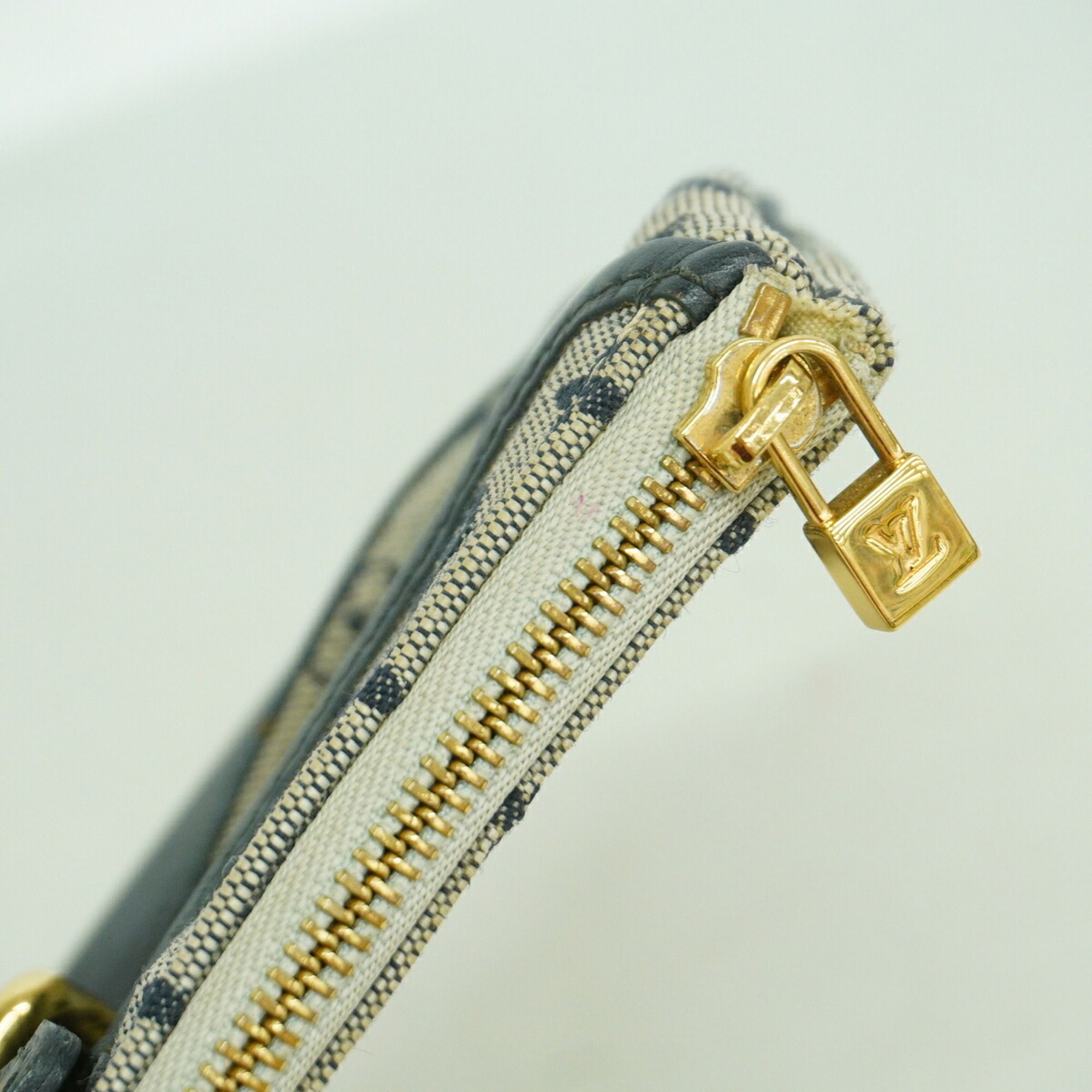 Pouch (Pre-Owned) - Louis Vuitton - Modalova