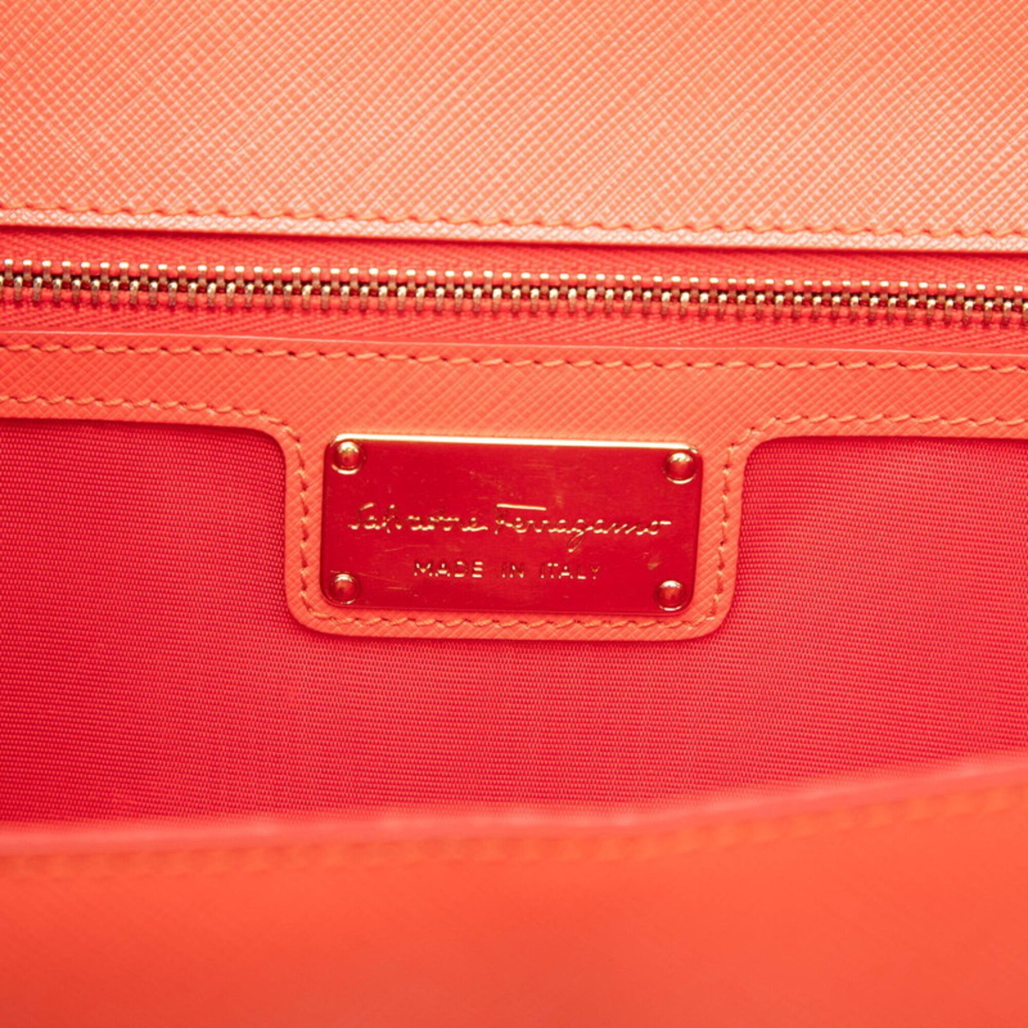 Leather Shoulder Bag (Pre-Owned) - Salvatore Ferragamo - Modalova