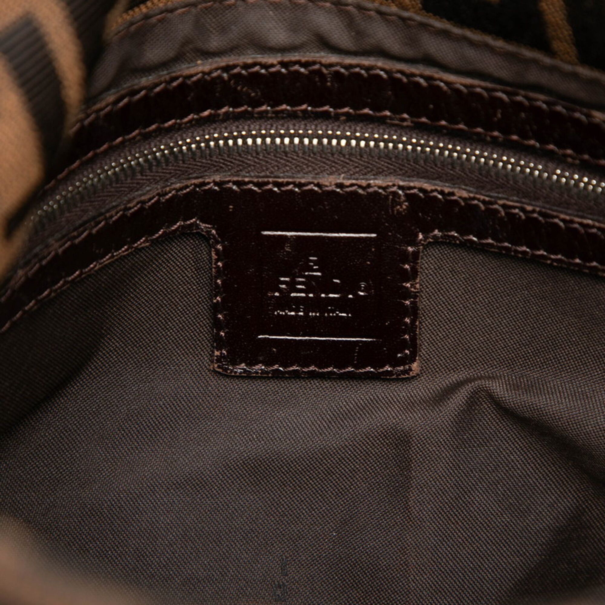 Canvas Leather Shoulder Bag (Pre-Owned) - Fendi - Modalova