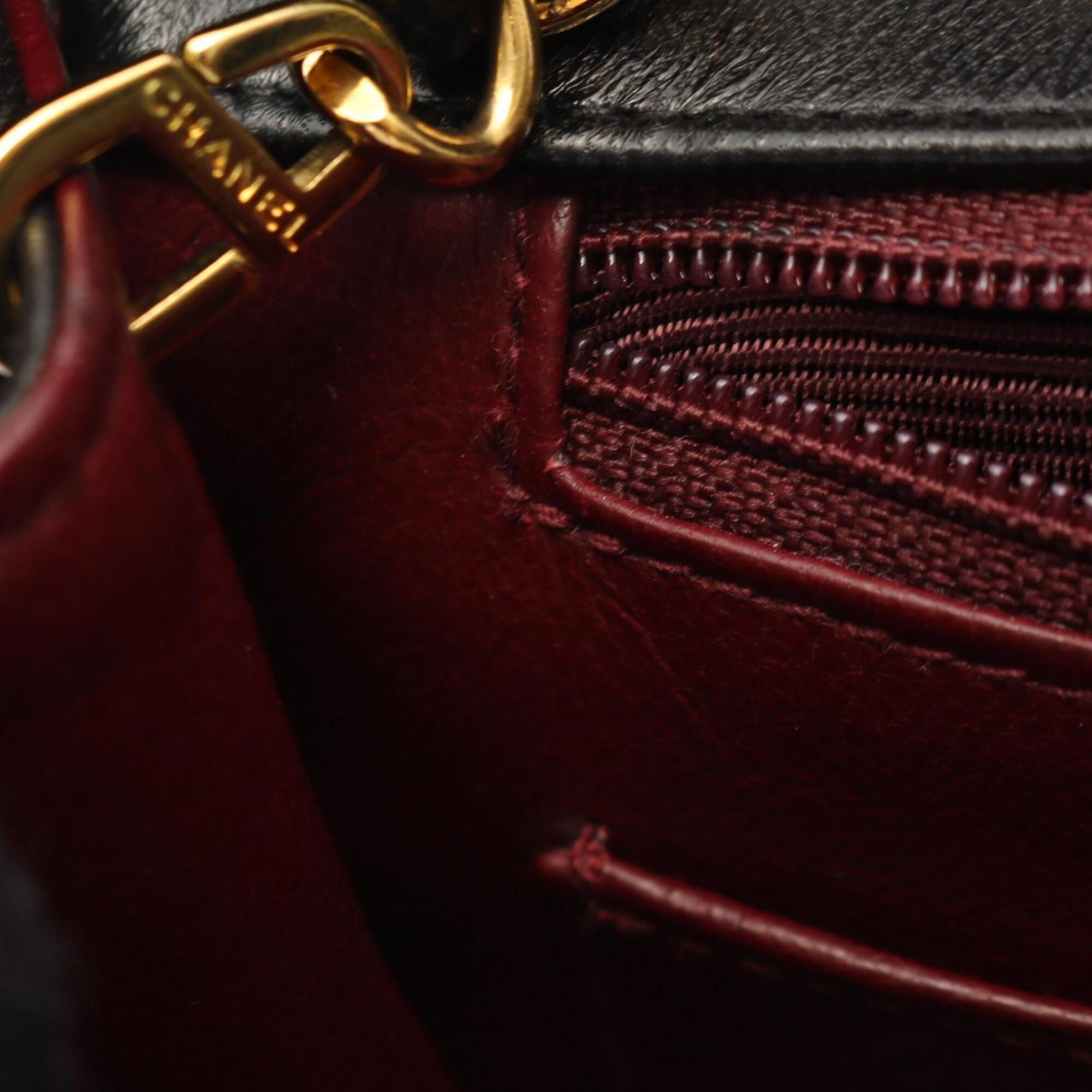 Leather Handbag Shoulder Bag (Pre-Owned) - Chanel - Modalova