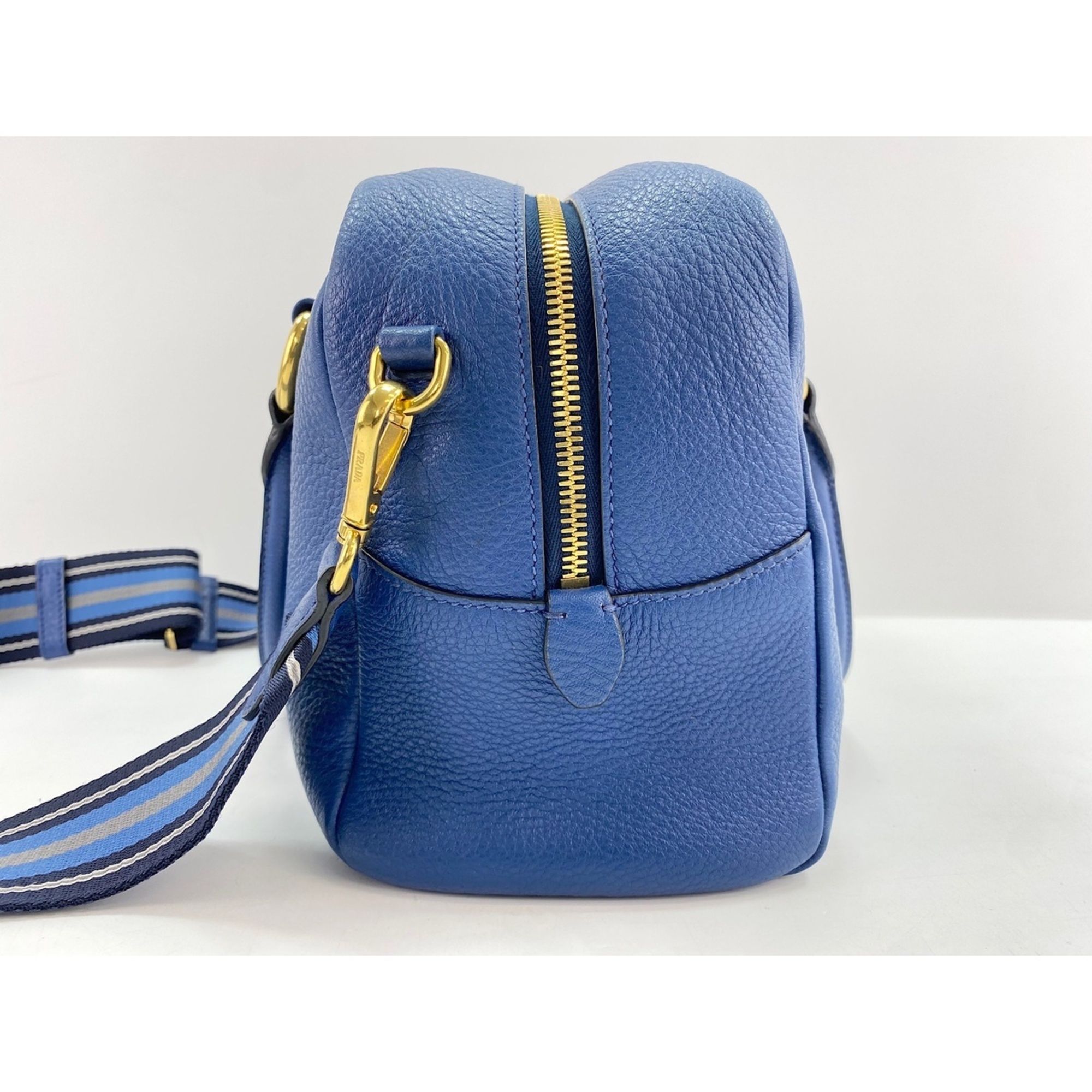 Prada Blue Shoulder Bag (Pre-Owned) - Prada - Modalova