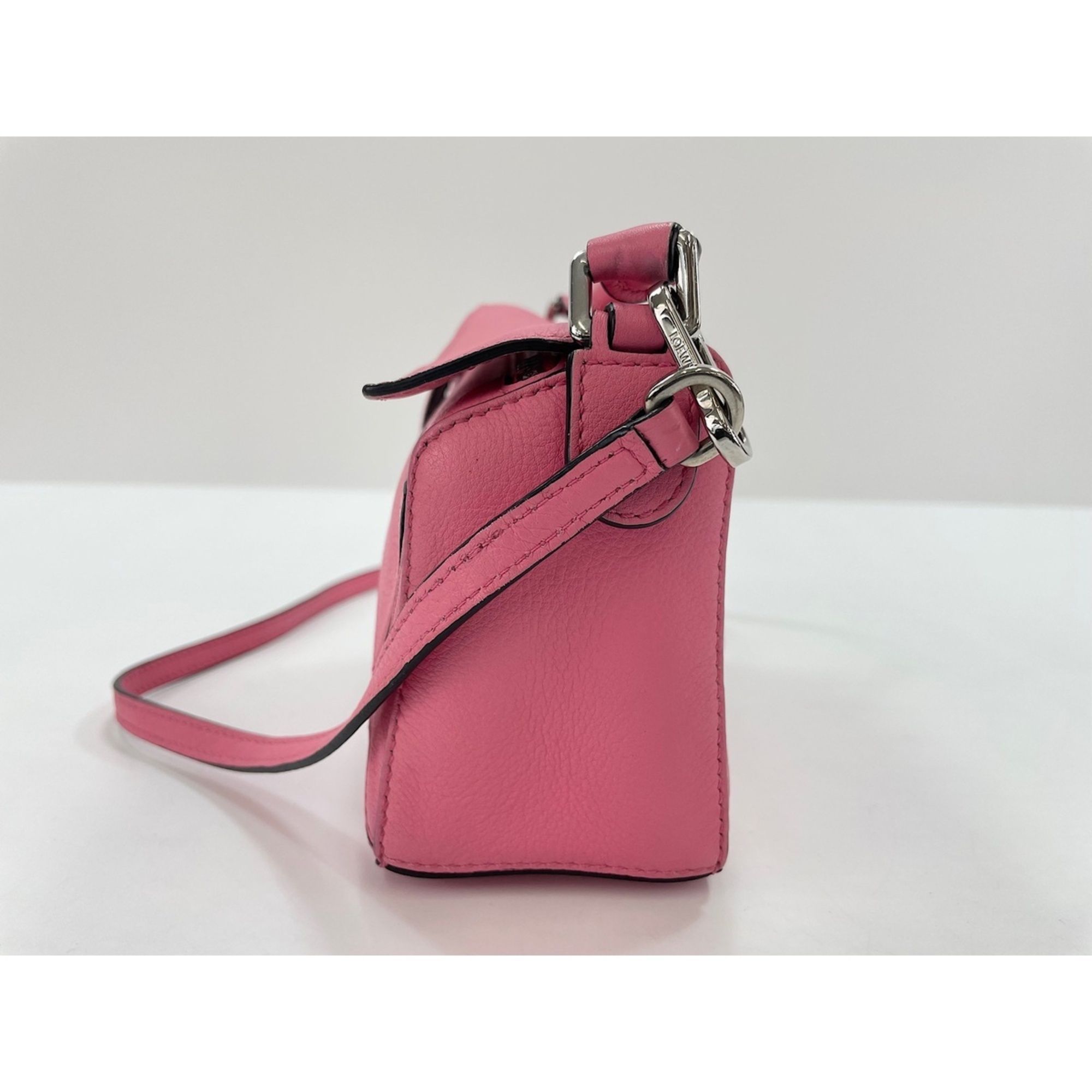 Loewe Pink Shoulder Bag (Pre-Owned) - Loewe - Modalova