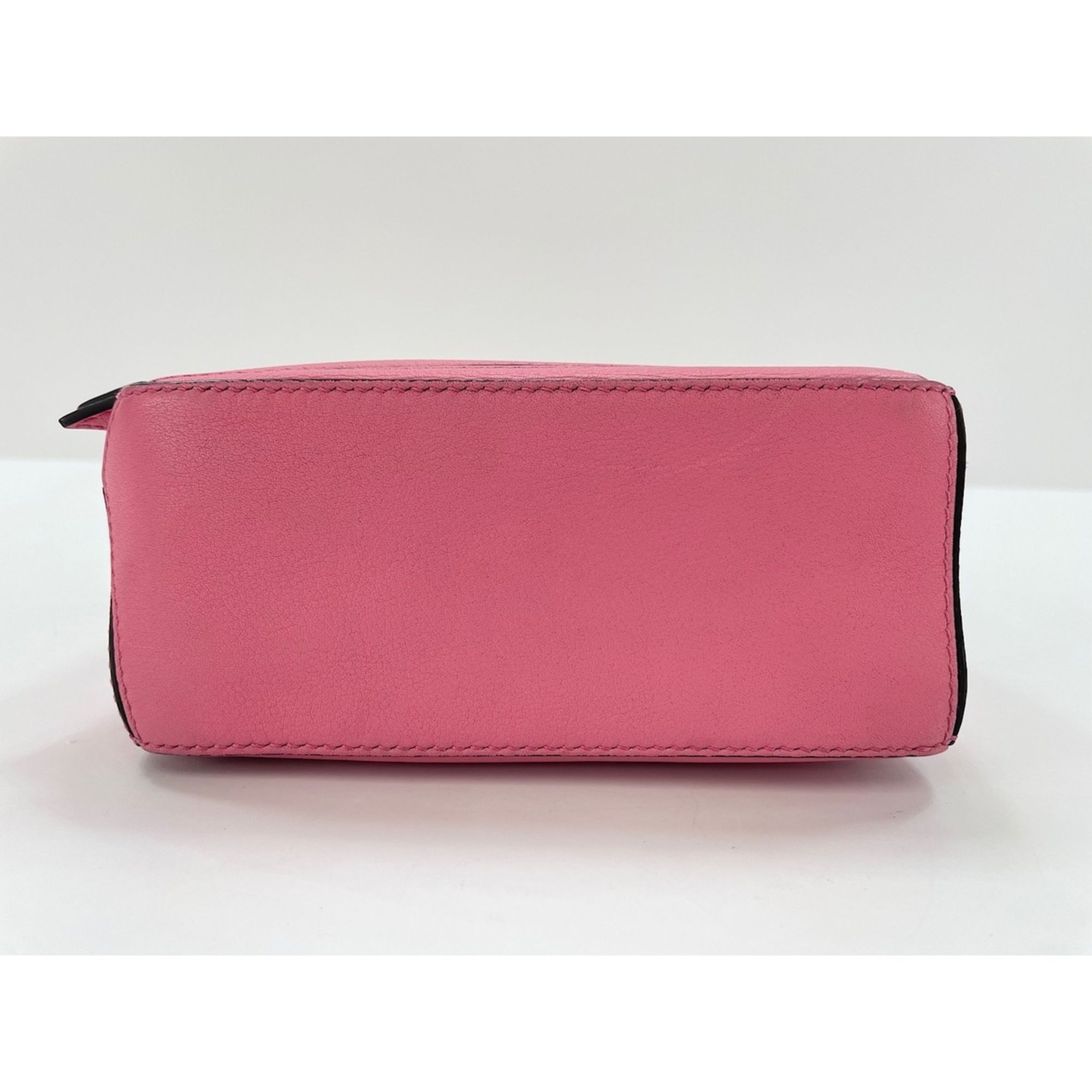 Loewe Pink Shoulder Bag (Pre-Owned) - Loewe - Modalova