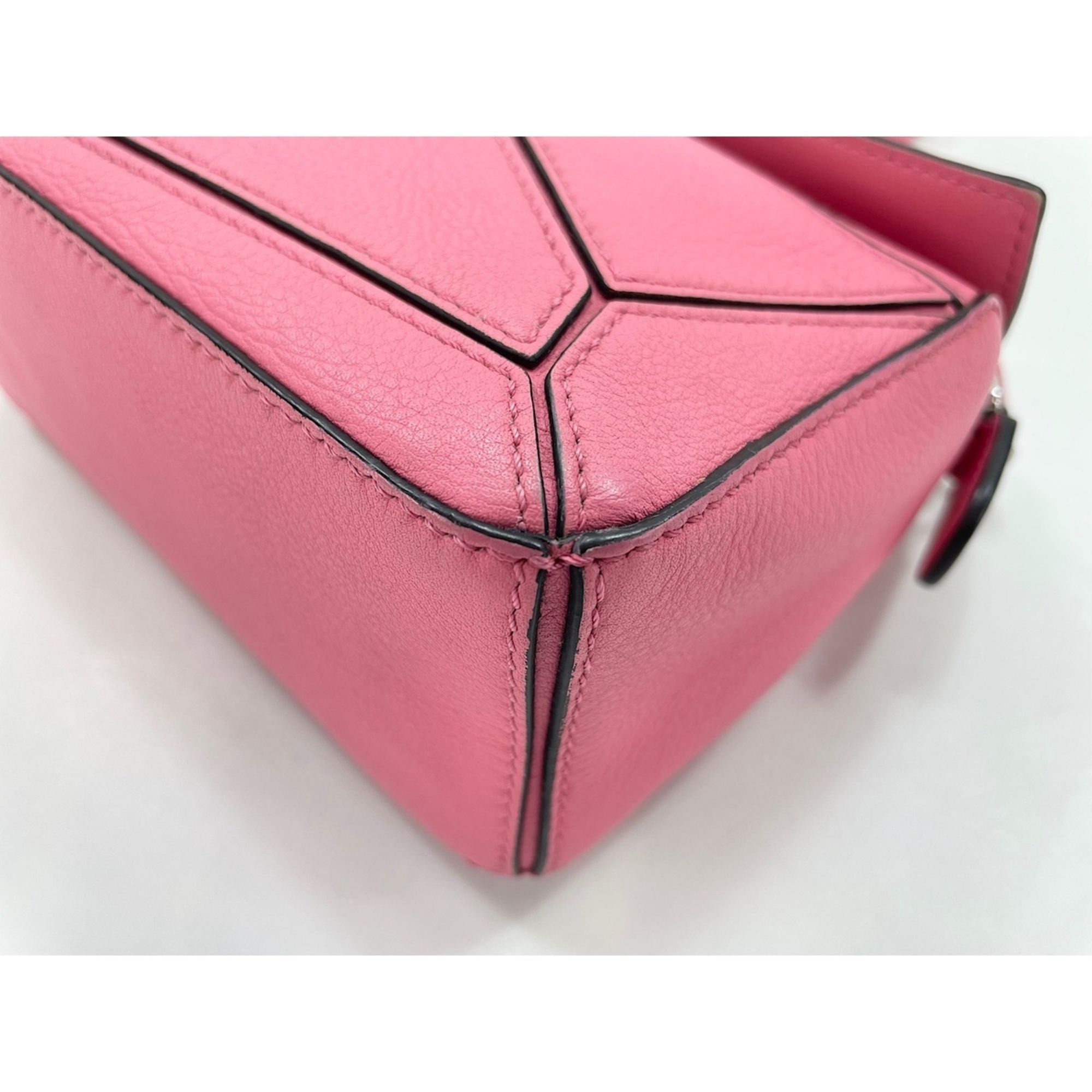 Loewe Pink Shoulder Bag (Pre-Owned) - Loewe - Modalova