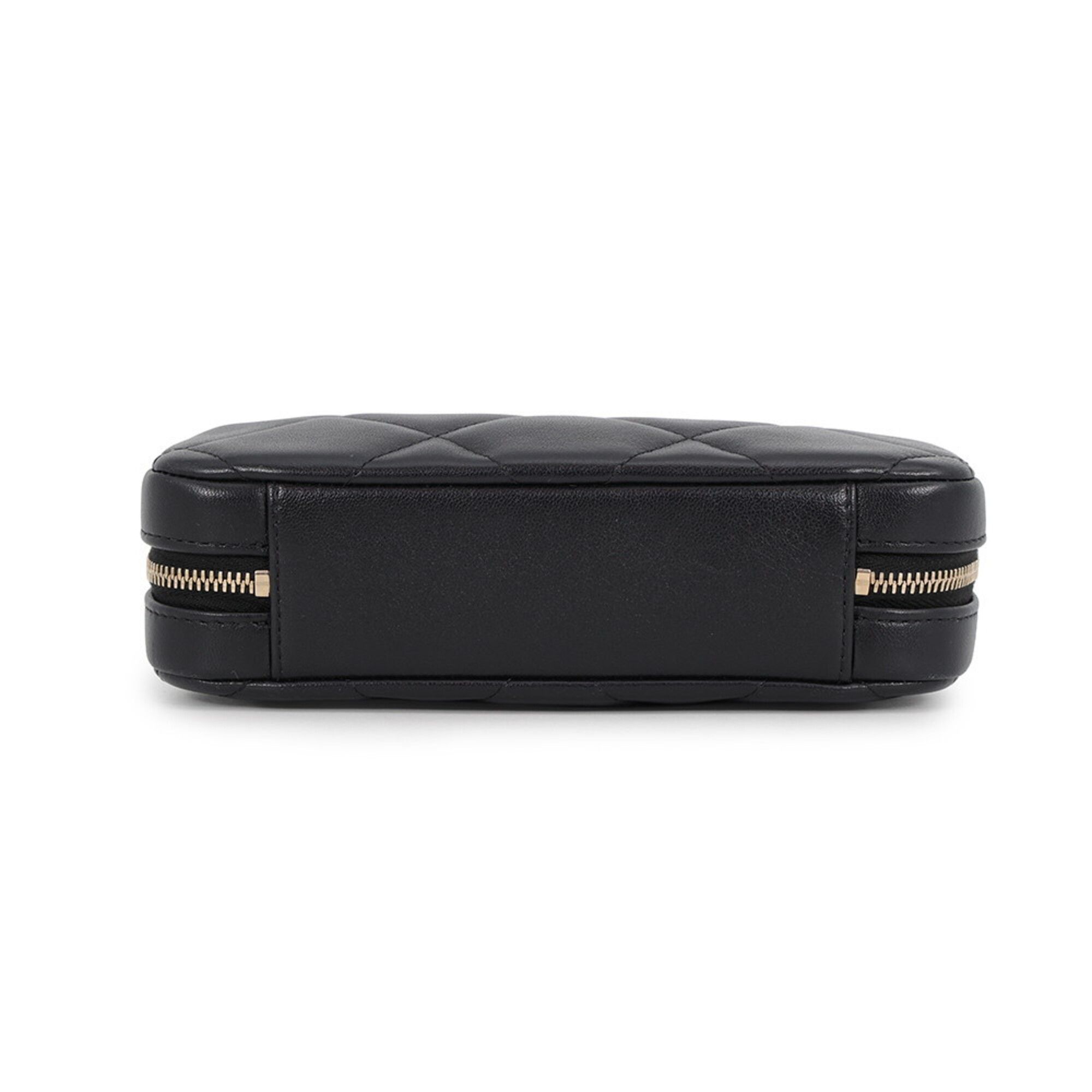 Leather Shoulder Bag (Pre-Owned) - Chanel - Modalova