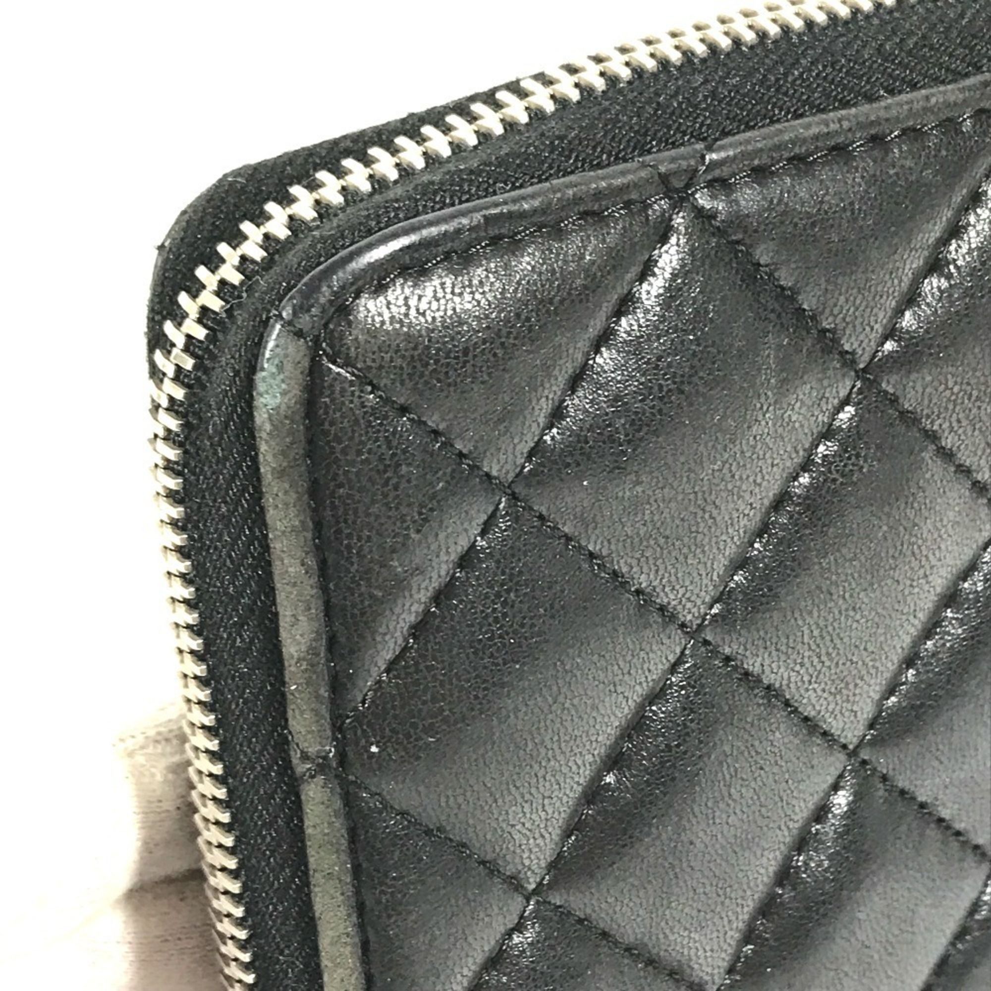 Matelasse Leather Long Wallet (Bi-Fold) (Pre-Owned) - Chanel - Modalova