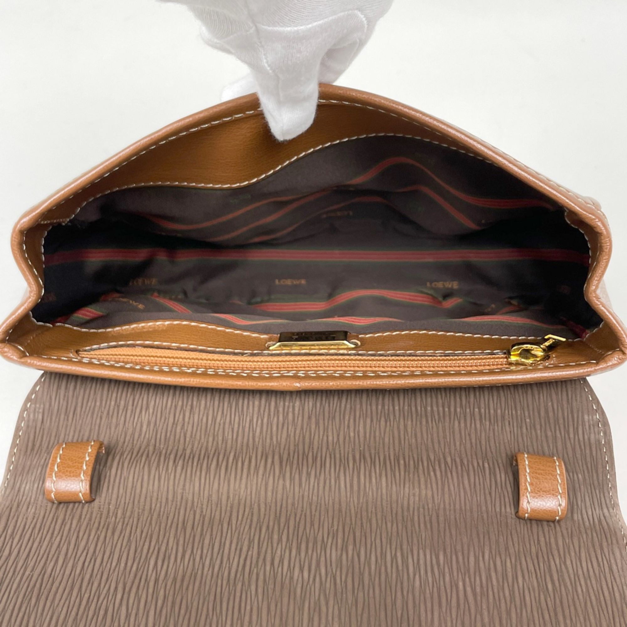 Leather Handbag (Pre-Owned) - Loewe - Modalova