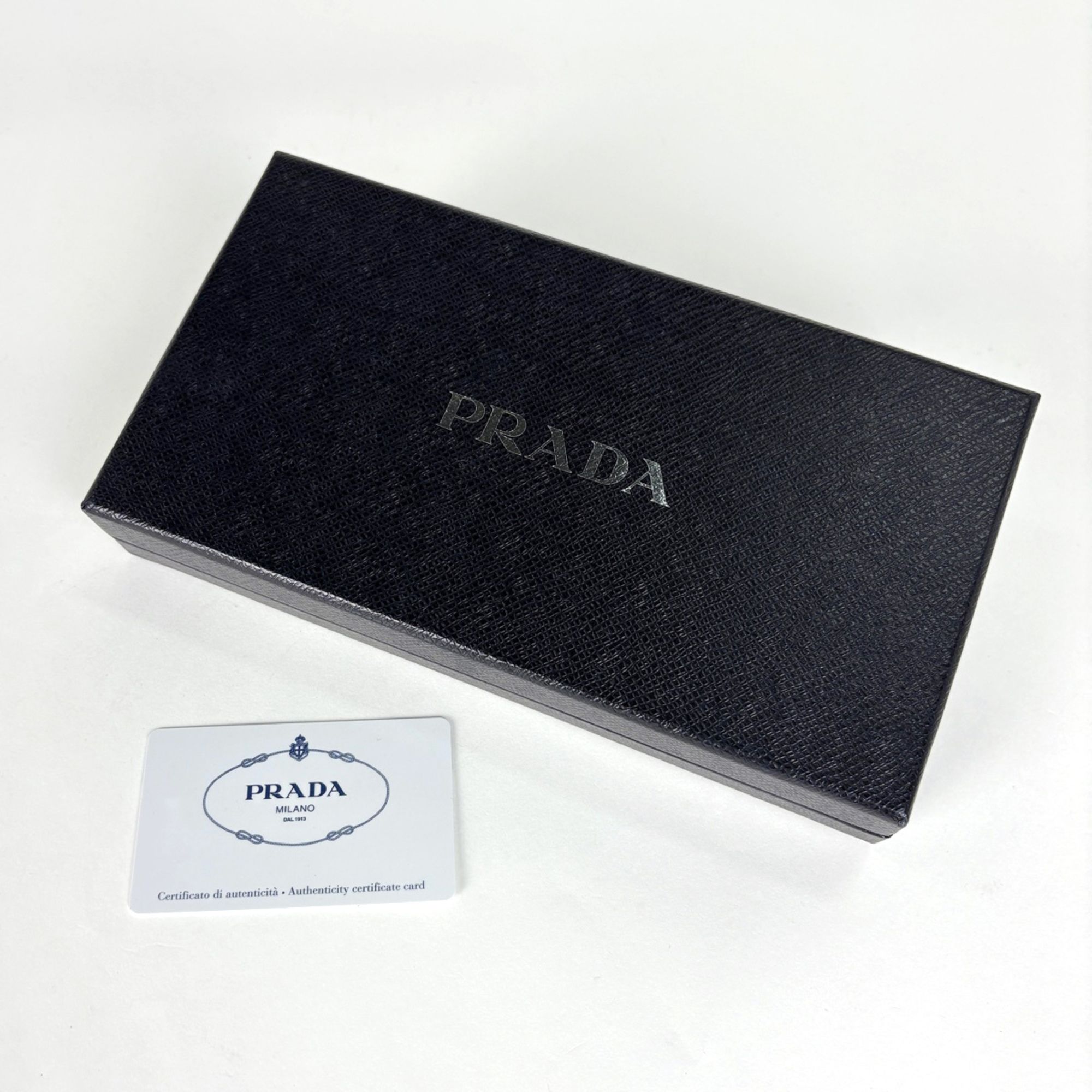 Leather Long Wallet (Bi-Fold) (Pre-Owned) - Prada - Modalova