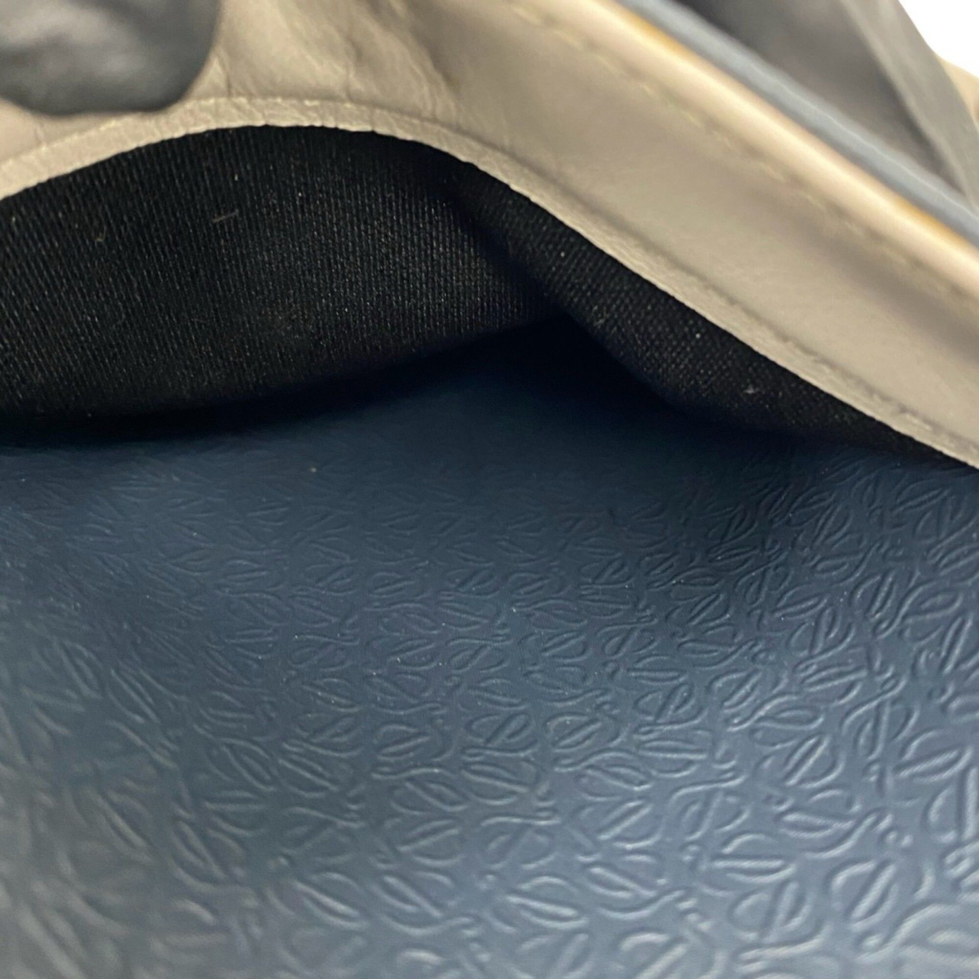 Leather Pochette Shoulder Bag (Pre-Owned) - Loewe - Modalova