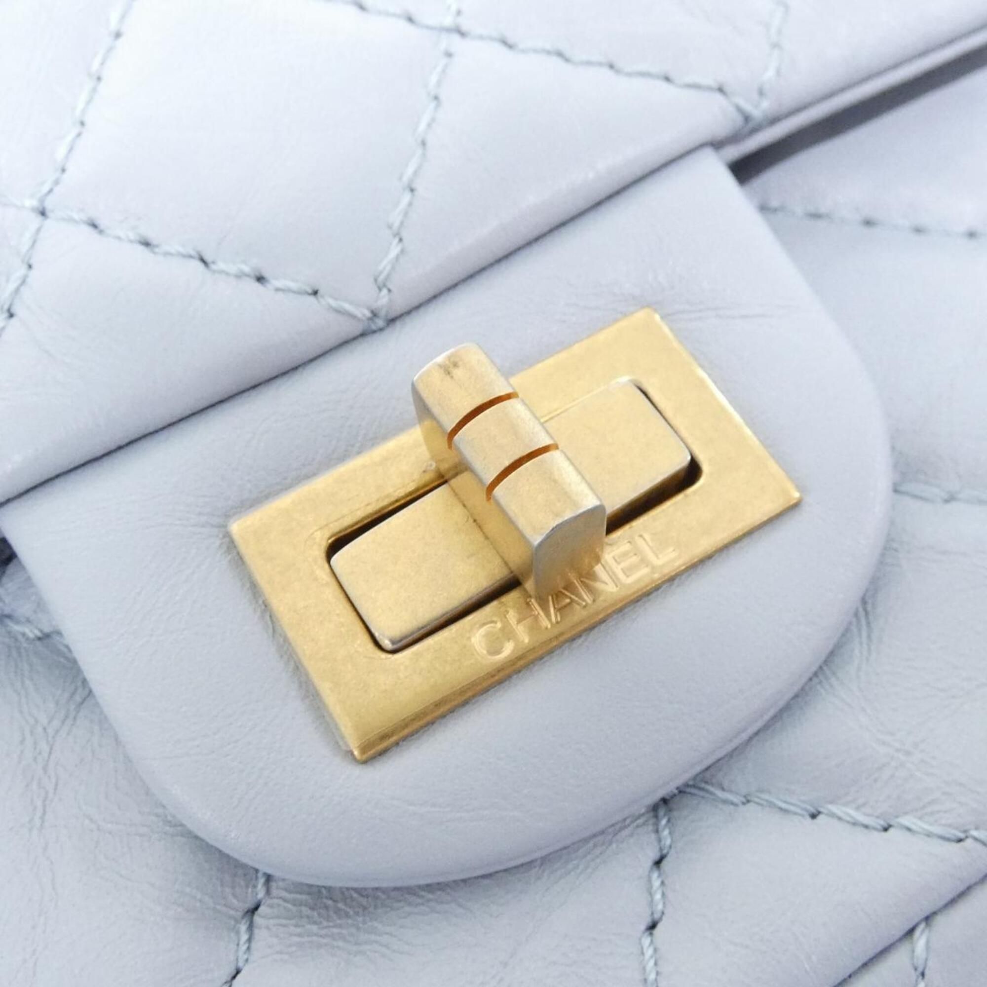 Leather Shoulder Bag (Pre-Owned) - Chanel - Modalova