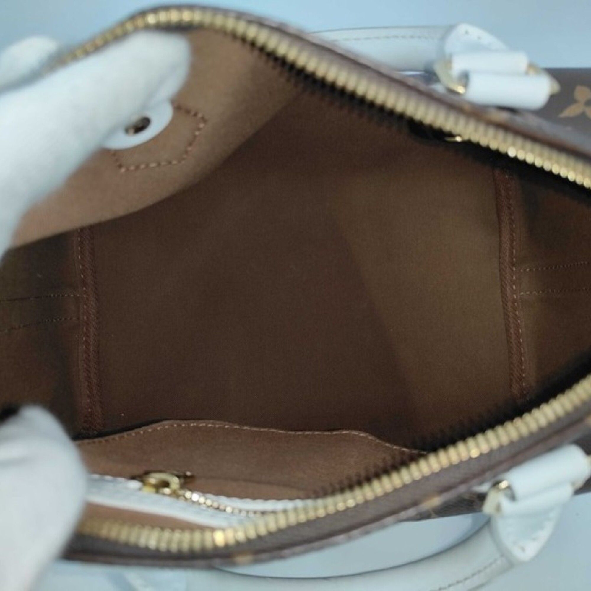 Handbag Pouch Shoulder Bag (Pre-Owned) - Louis Vuitton - Modalova