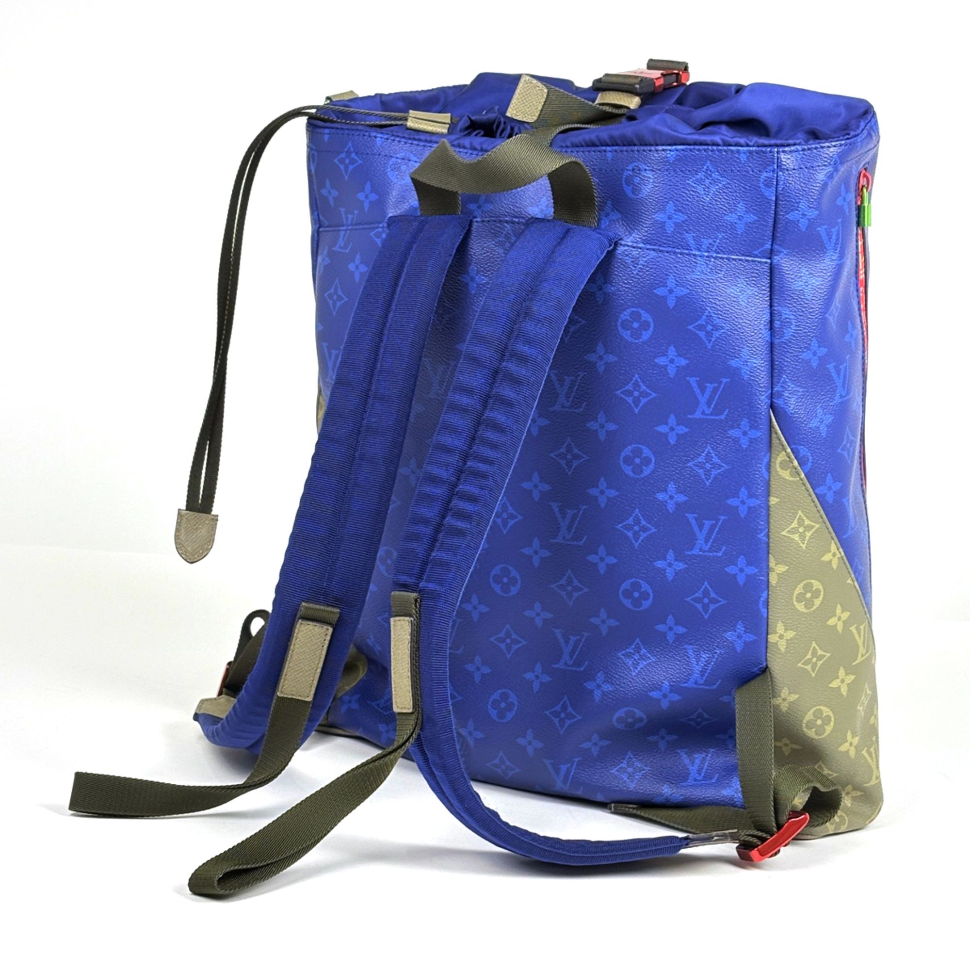 Taigarama Backpack (Pre-Owned) - Louis Vuitton - Modalova