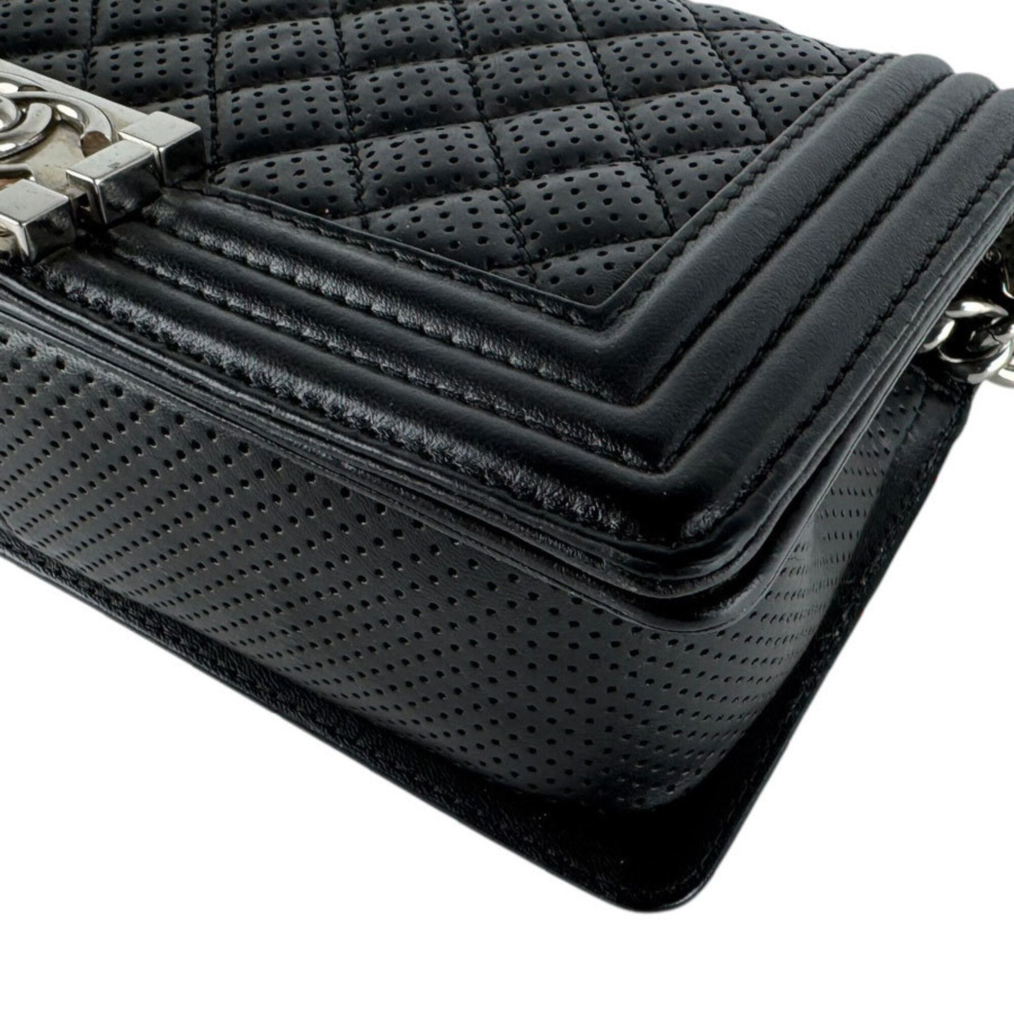 Leather Shoulder Bag (Pre-Owned) - Chanel - Modalova