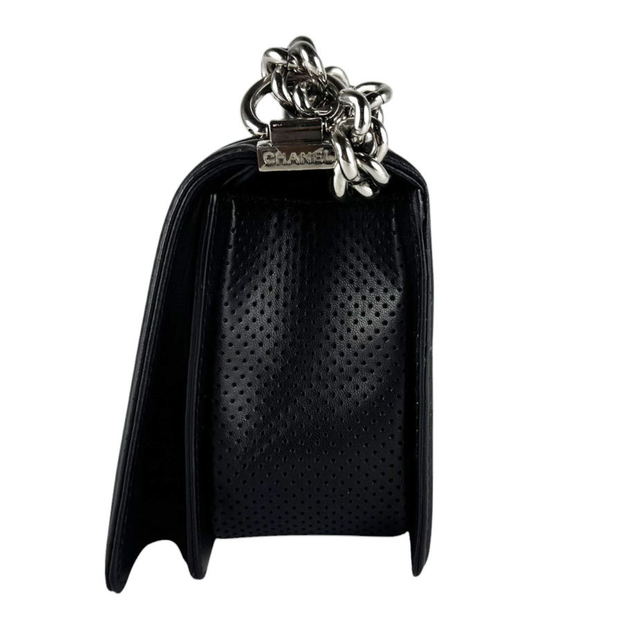 Leather Shoulder Bag (Pre-Owned) - Chanel - Modalova