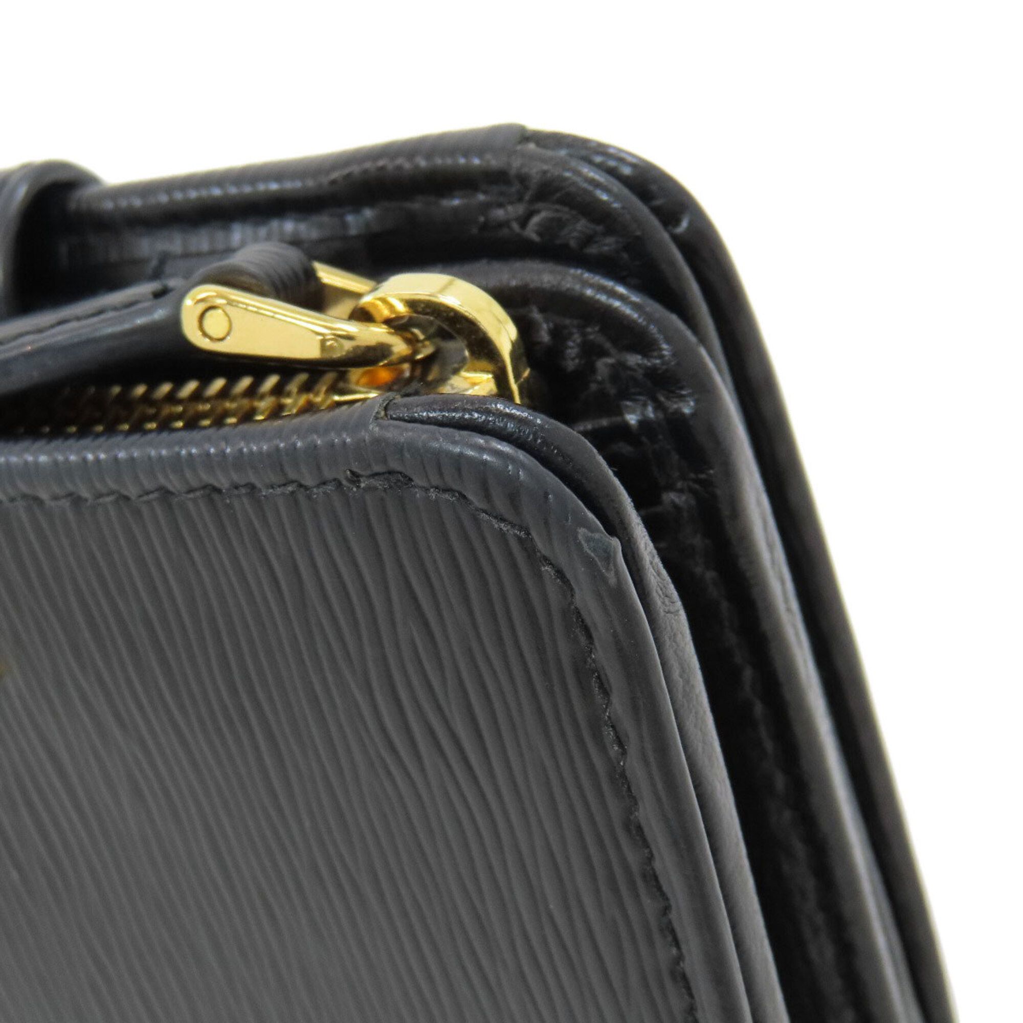 Saffiano Triangle Wallet (Bi-Fold) (Pre-Owned) - Prada - Modalova