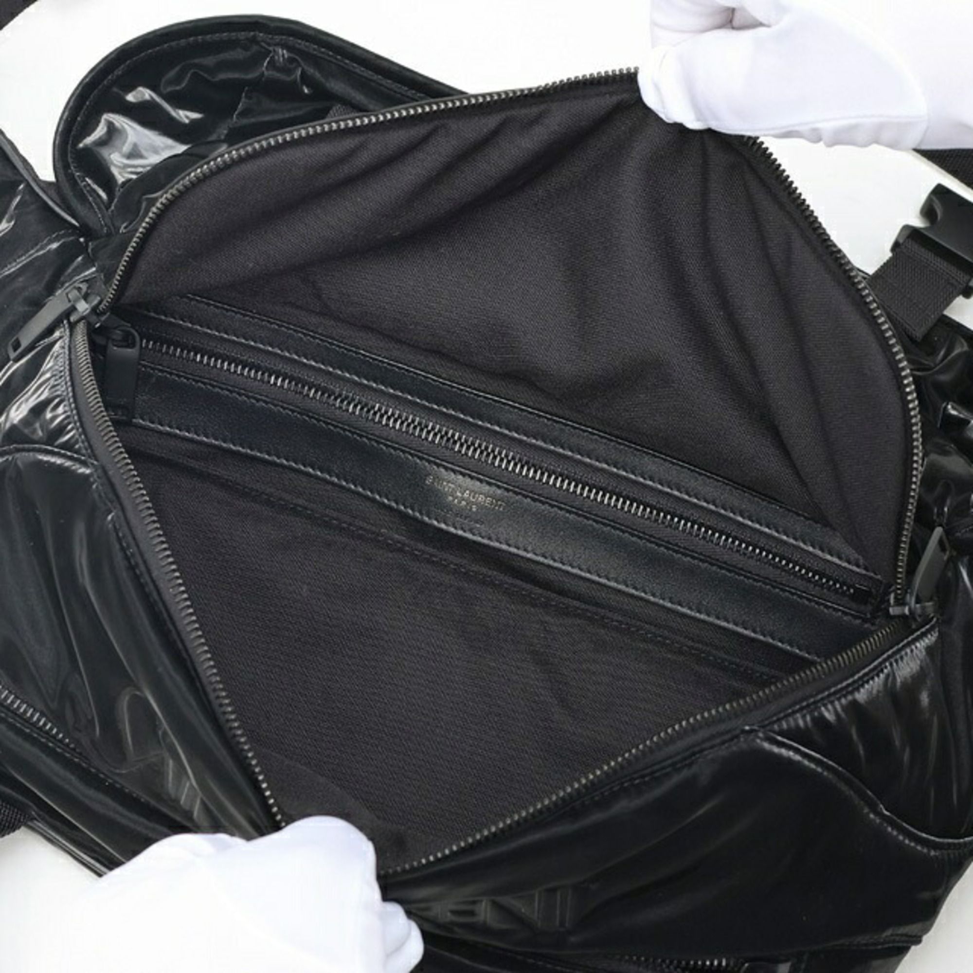 Nylon Sling Bag (Pre-Owned) - Saint Laurent - Modalova