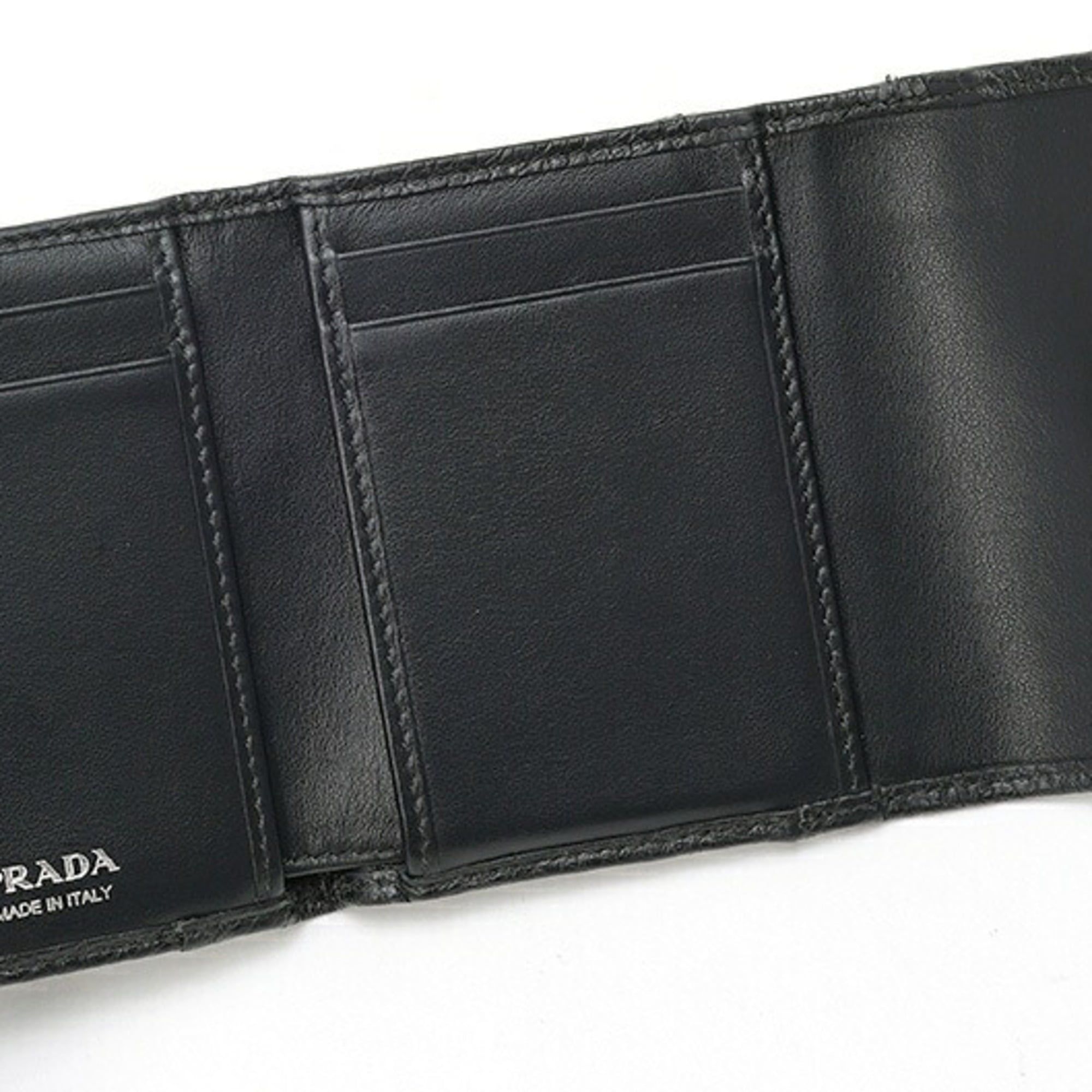 Leather Wallet (Tri-Fold) (Pre-Owned) - Prada - Modalova